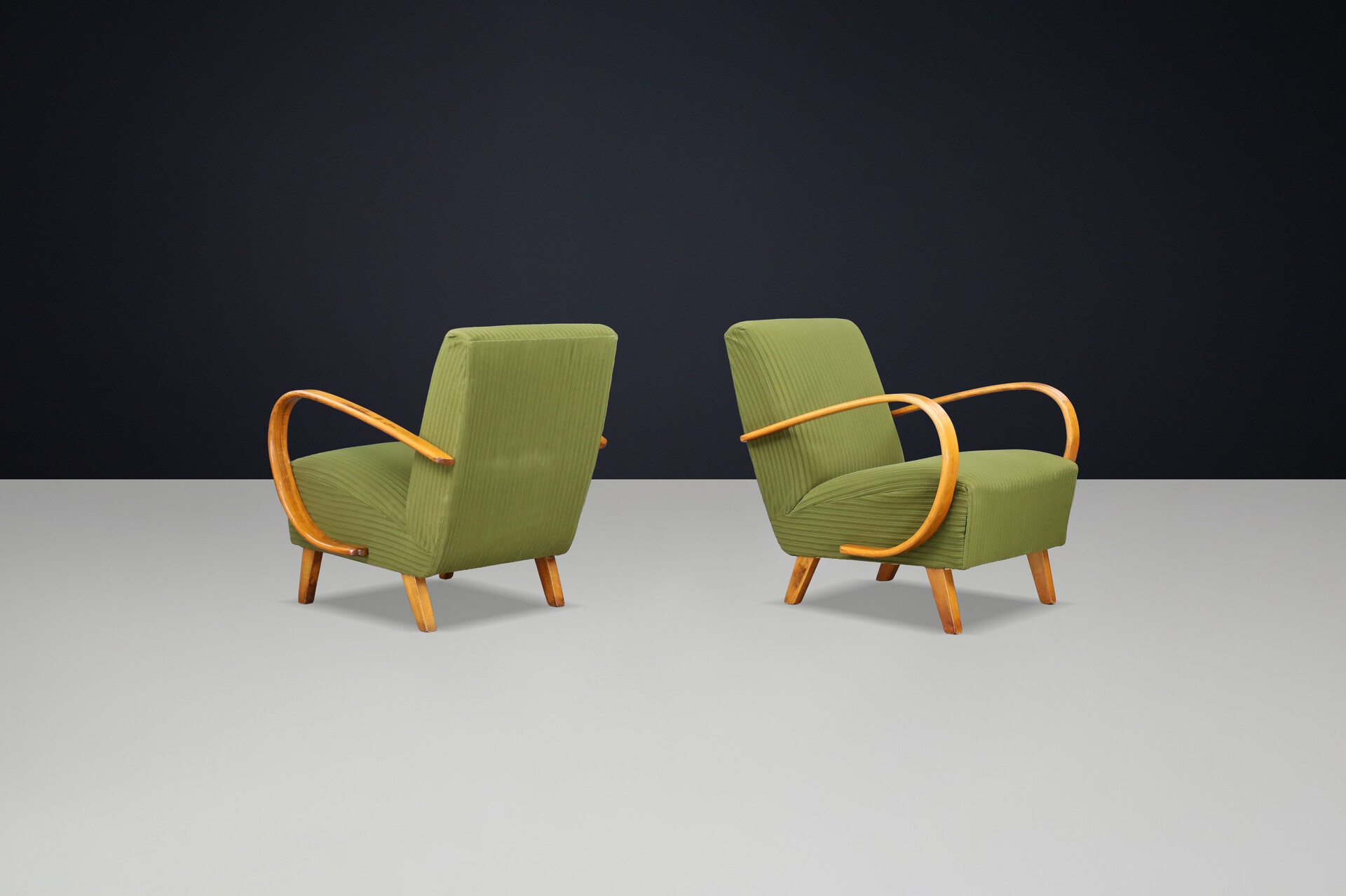 Jindrich Halabala bentwood Art-Deco Arm Chairs, Praque 1940s Early-20th century
