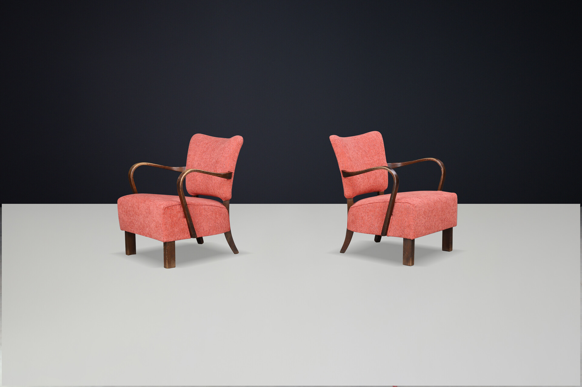 JIndrich Halabala re-upholstered patinated bentwood lounge chairs from the 1930s Mid-20th century