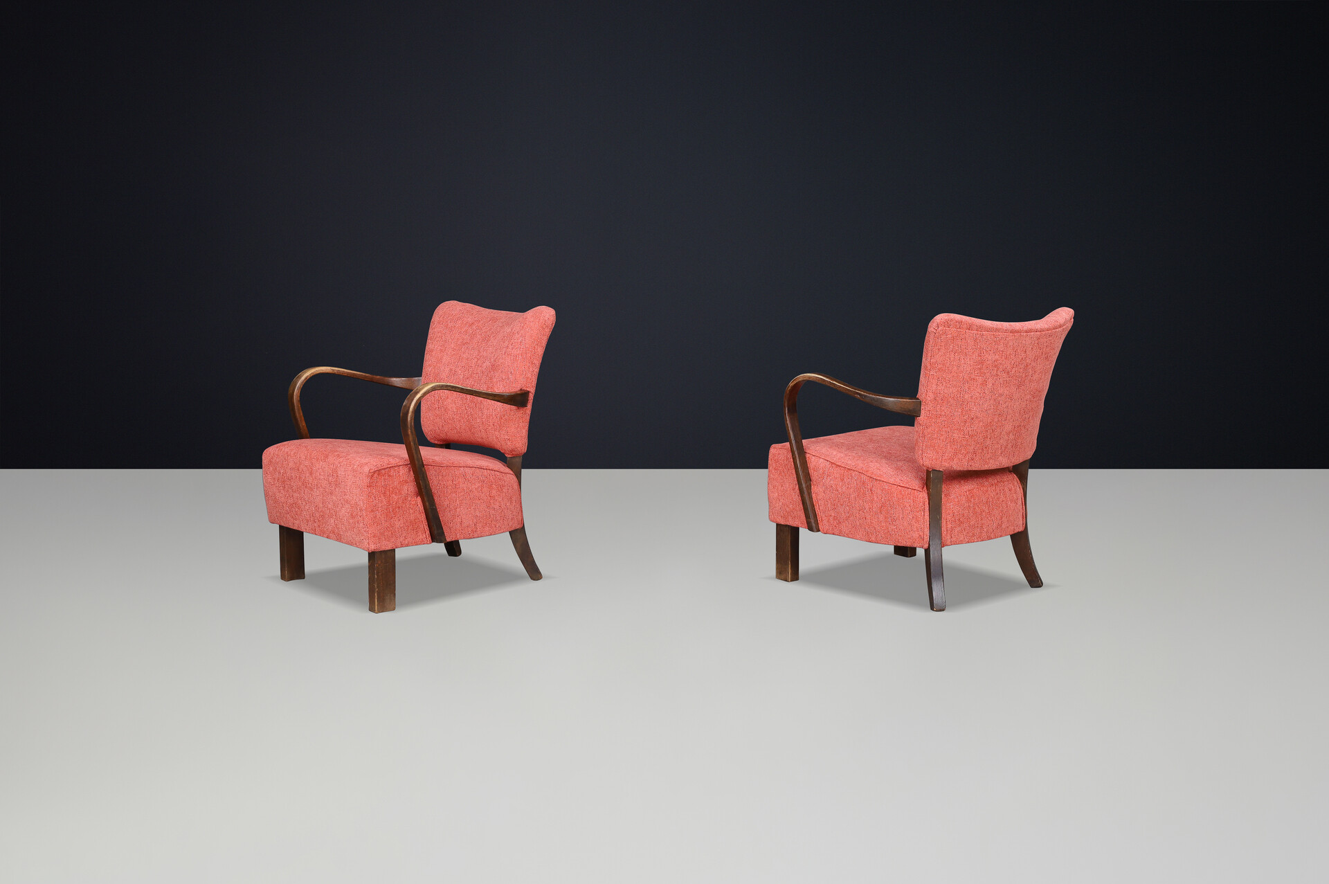 JIndrich Halabala re-upholstered patinated bentwood lounge chairs from the 1930s Mid-20th century