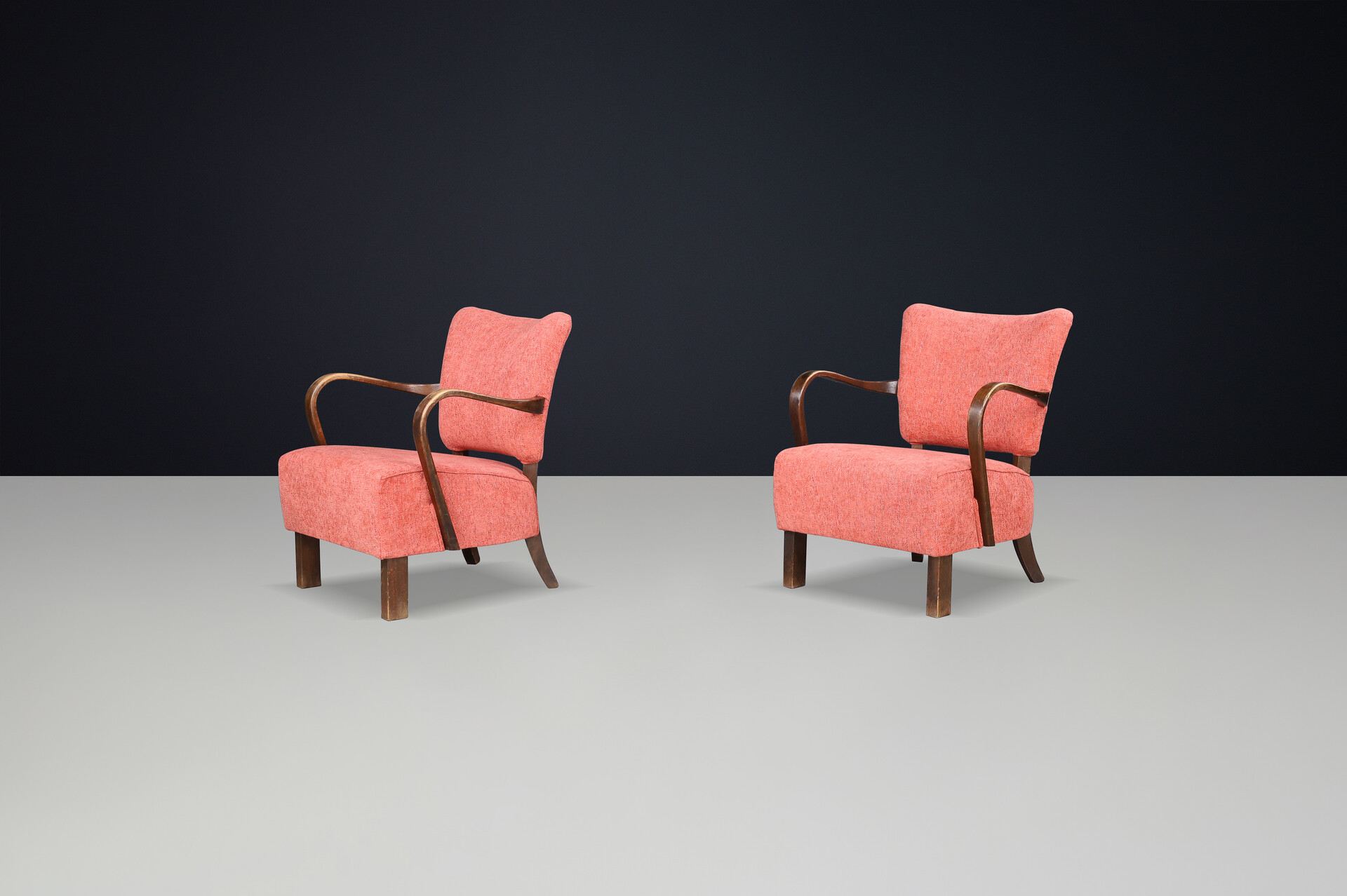 JIndrich Halabala re-upholstered patinated bentwood lounge chairs from the 1930s Mid-20th century