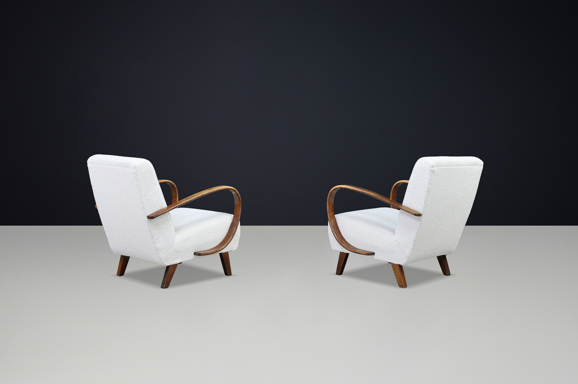 JIndrich Halabala re-upholstered patinated bentwood lounge chairs from the 1930s Mid-20th century