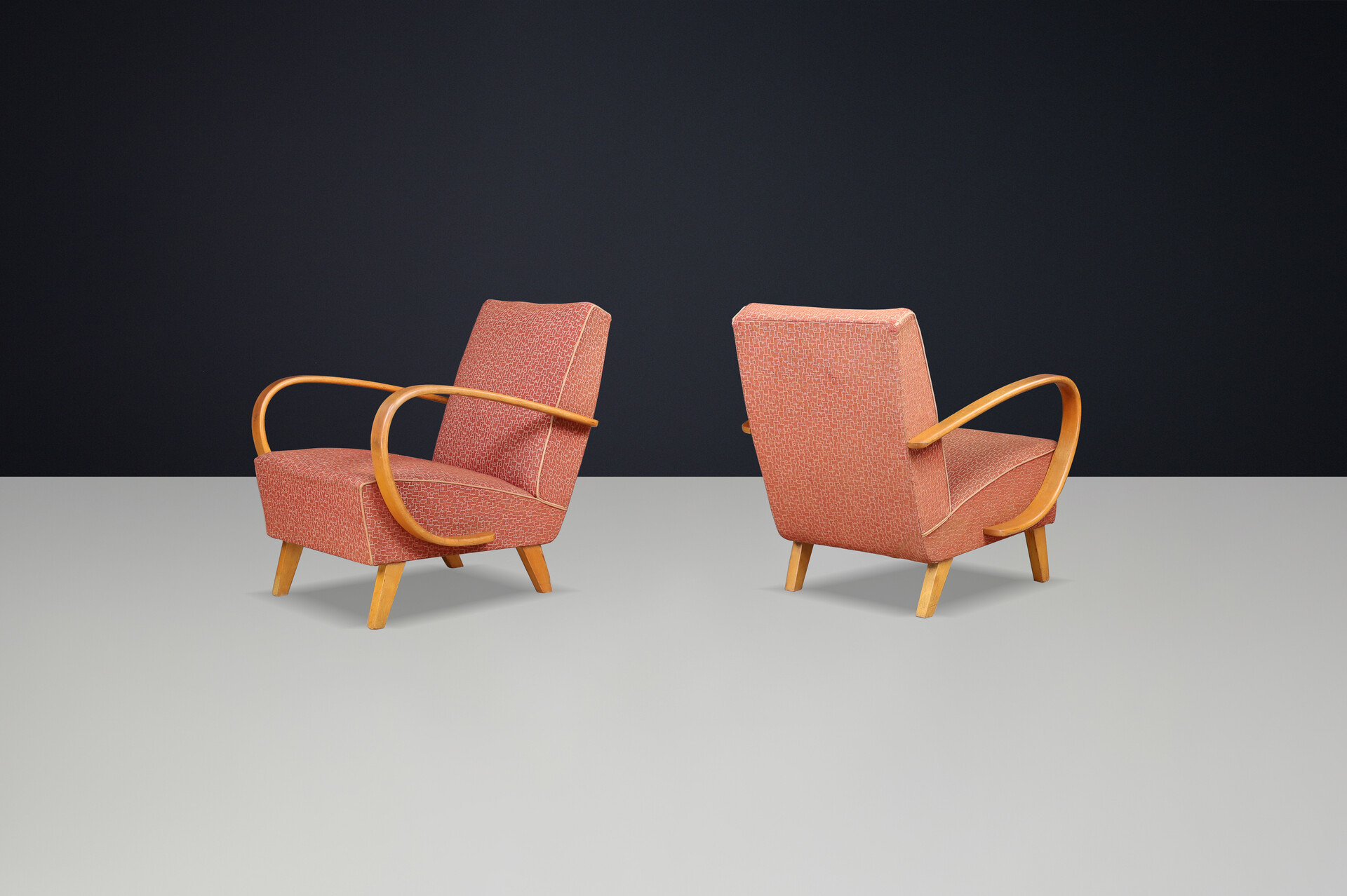 JJindrich Halabala bentwood Art-Deco Arm Chairs, Praque 1940s Early-20th century