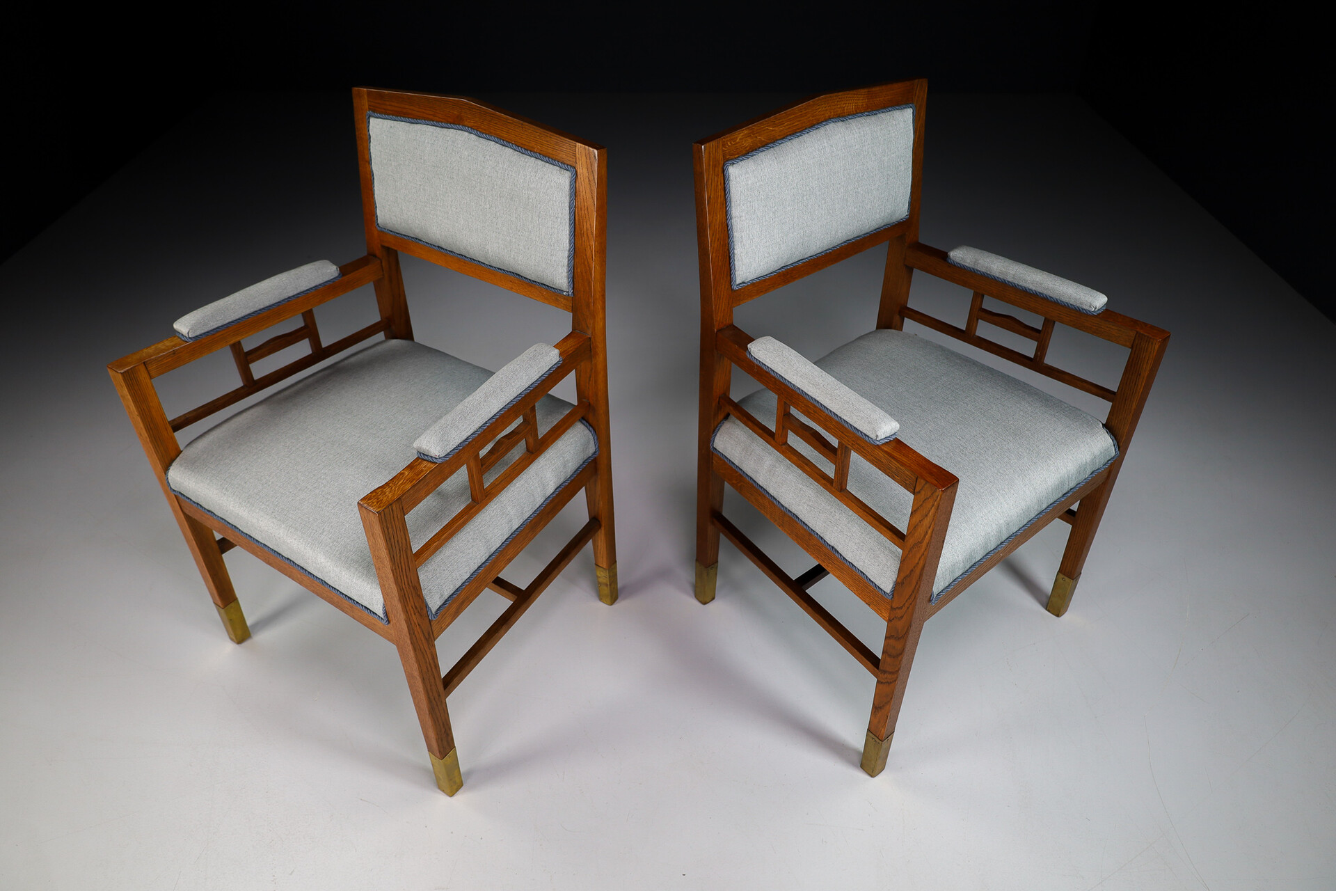 Jugenstil -ART NOUVEAU OAK HIGH BACK ARMCHAIRS , Germany 1915 Early-20th century