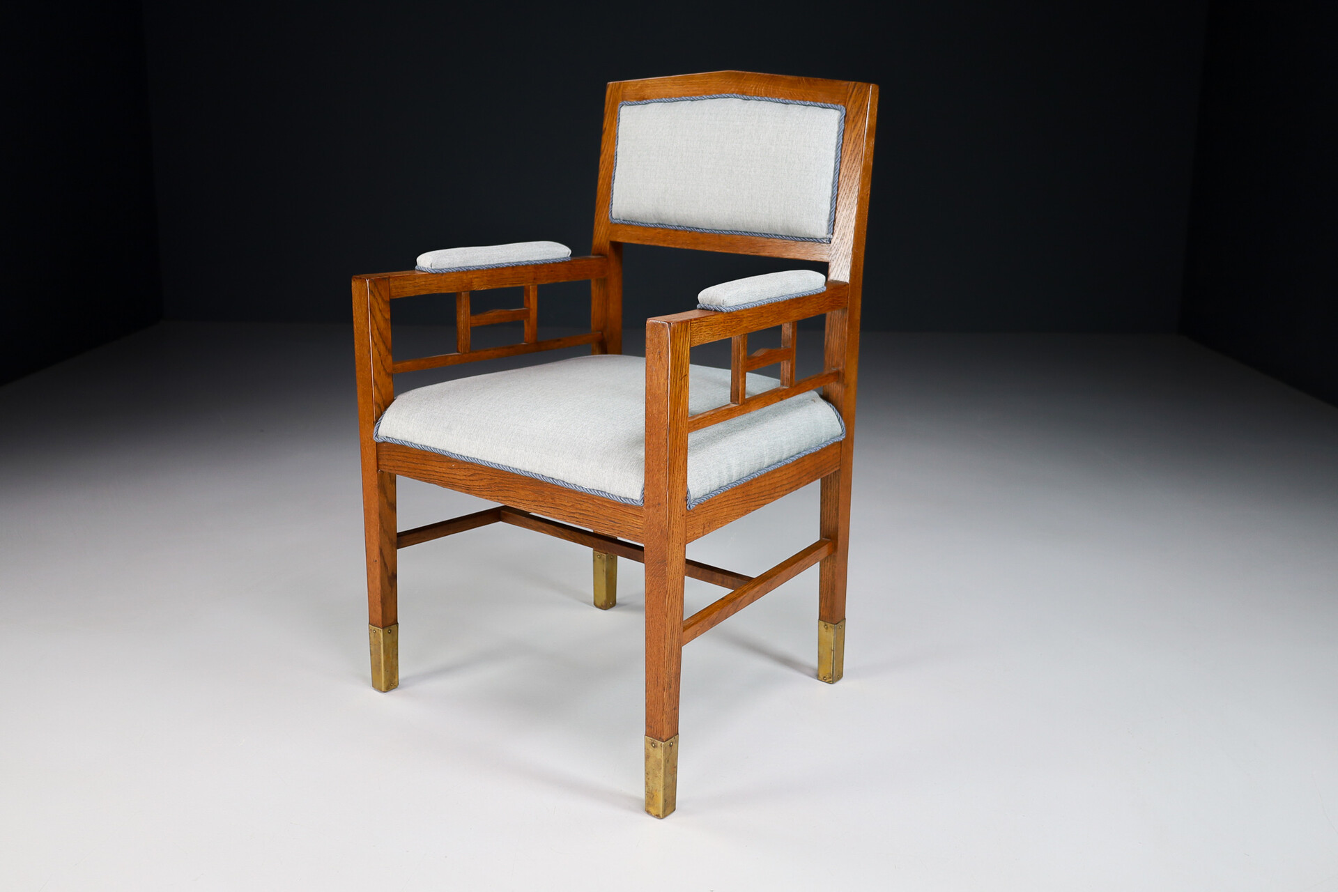 Jugenstil -ART NOUVEAU OAK HIGH BACK ARMCHAIRS , Germany 1915 Early-20th century