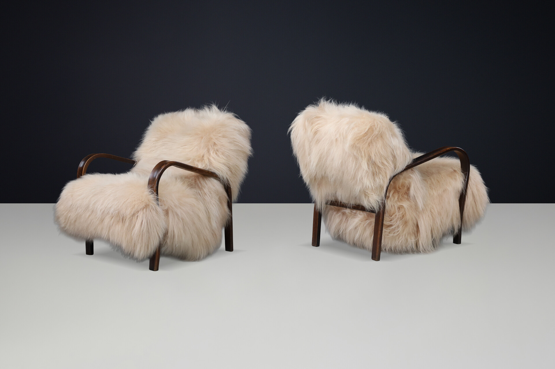 Kozelka & Kropáček Bentwood Lounge Chairs in Icelandic Sheepskin, 1940s Early-20th century