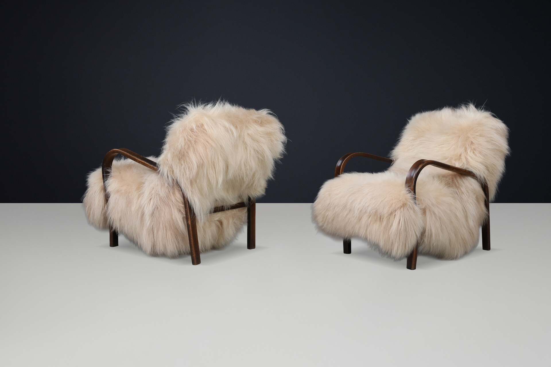 Kozelka & Kropáček Bentwood Lounge Chairs in Icelandic Sheepskin, 1940s Early-20th century