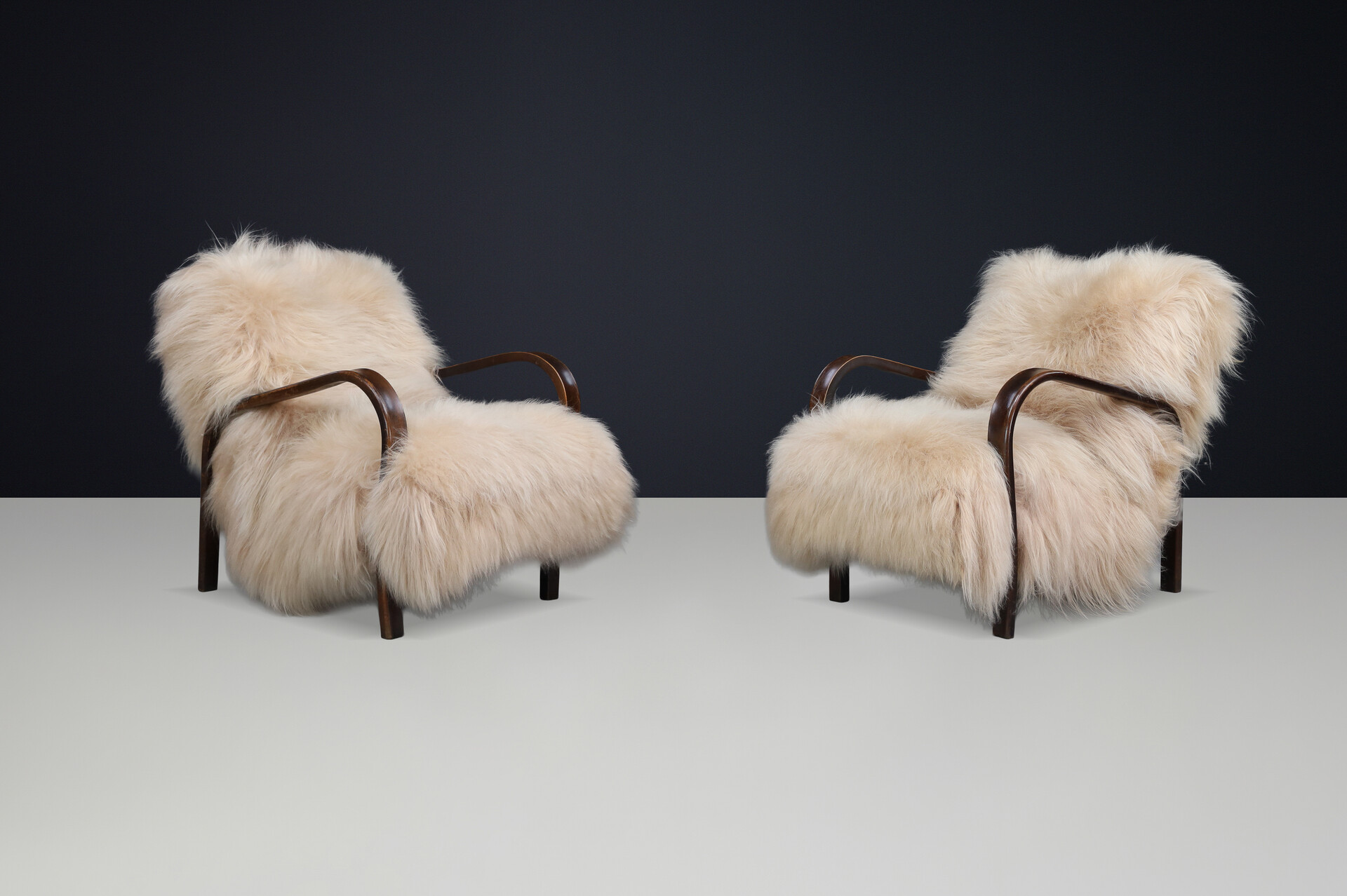 Kozelka & Kropáček Bentwood Lounge Chairs in Icelandic Sheepskin, 1940s Early-20th century