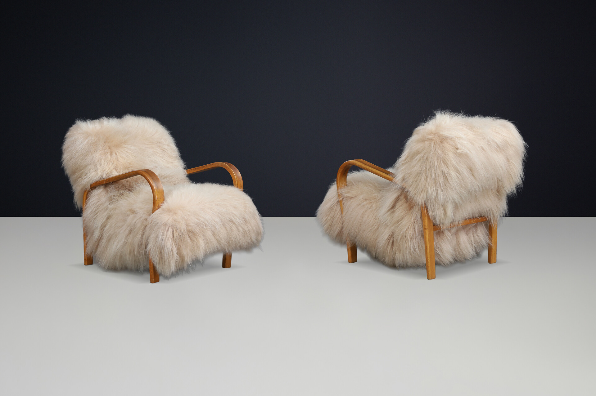 Kozelka & Kropáček Bentwood Lounge Chairs in Icelandic Sheepskin, 1940s Early-20th century