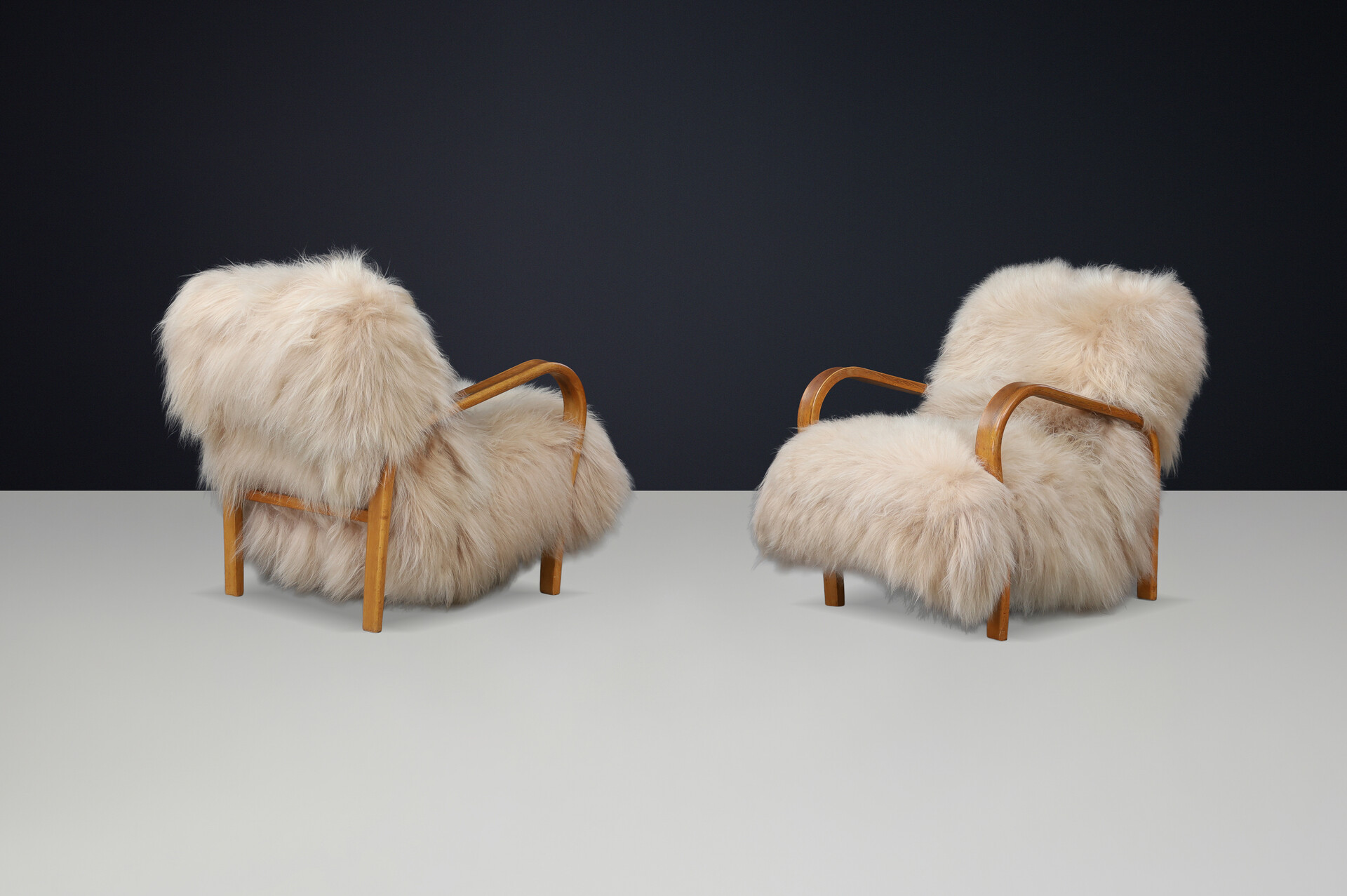 Kozelka & Kropáček Bentwood Lounge Chairs in Icelandic Sheepskin, 1940s Early-20th century