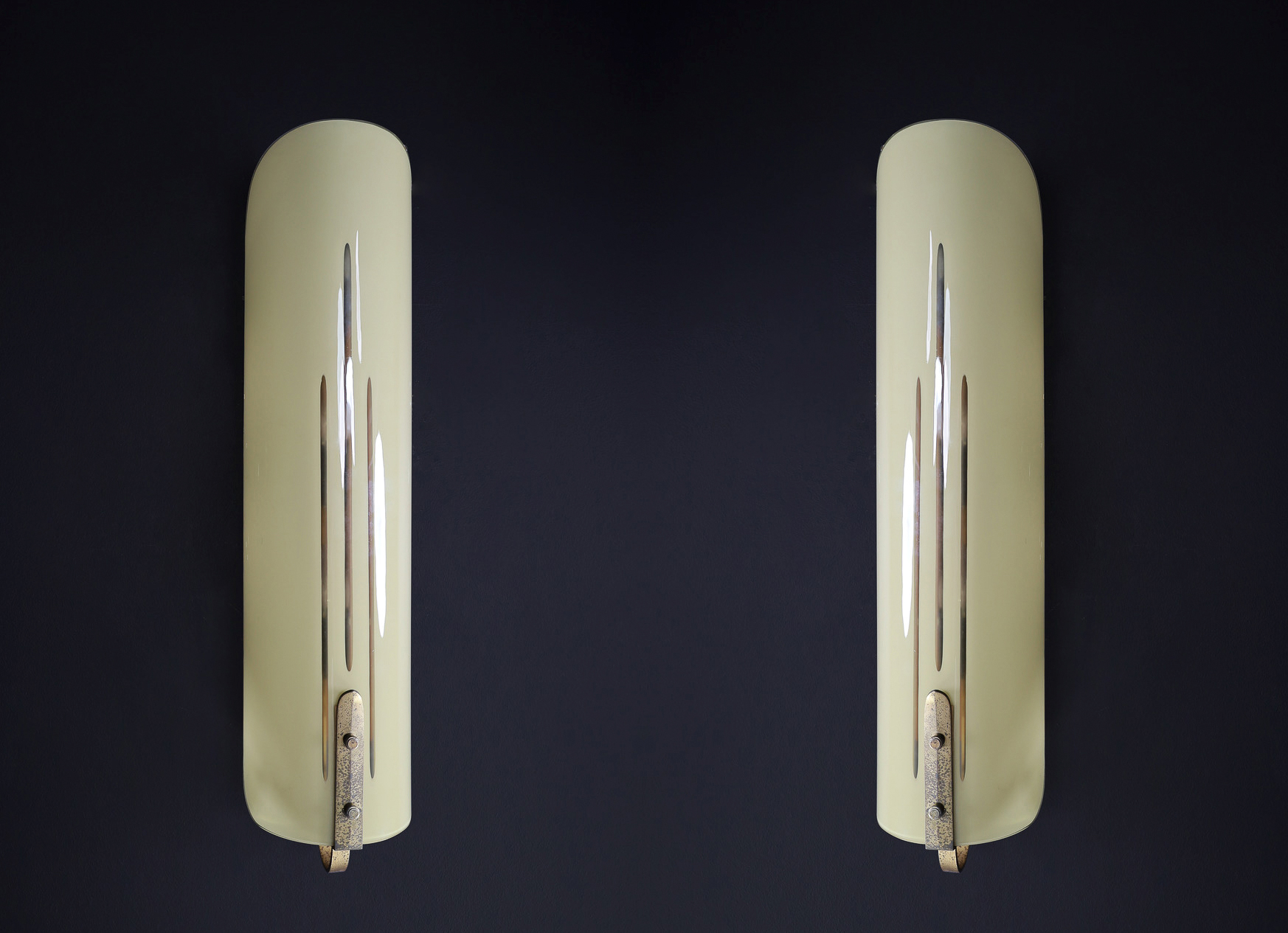 Large Art Deco wall lights, patinated brass, and opaline glass, Germany 1930s. Mid-19th century