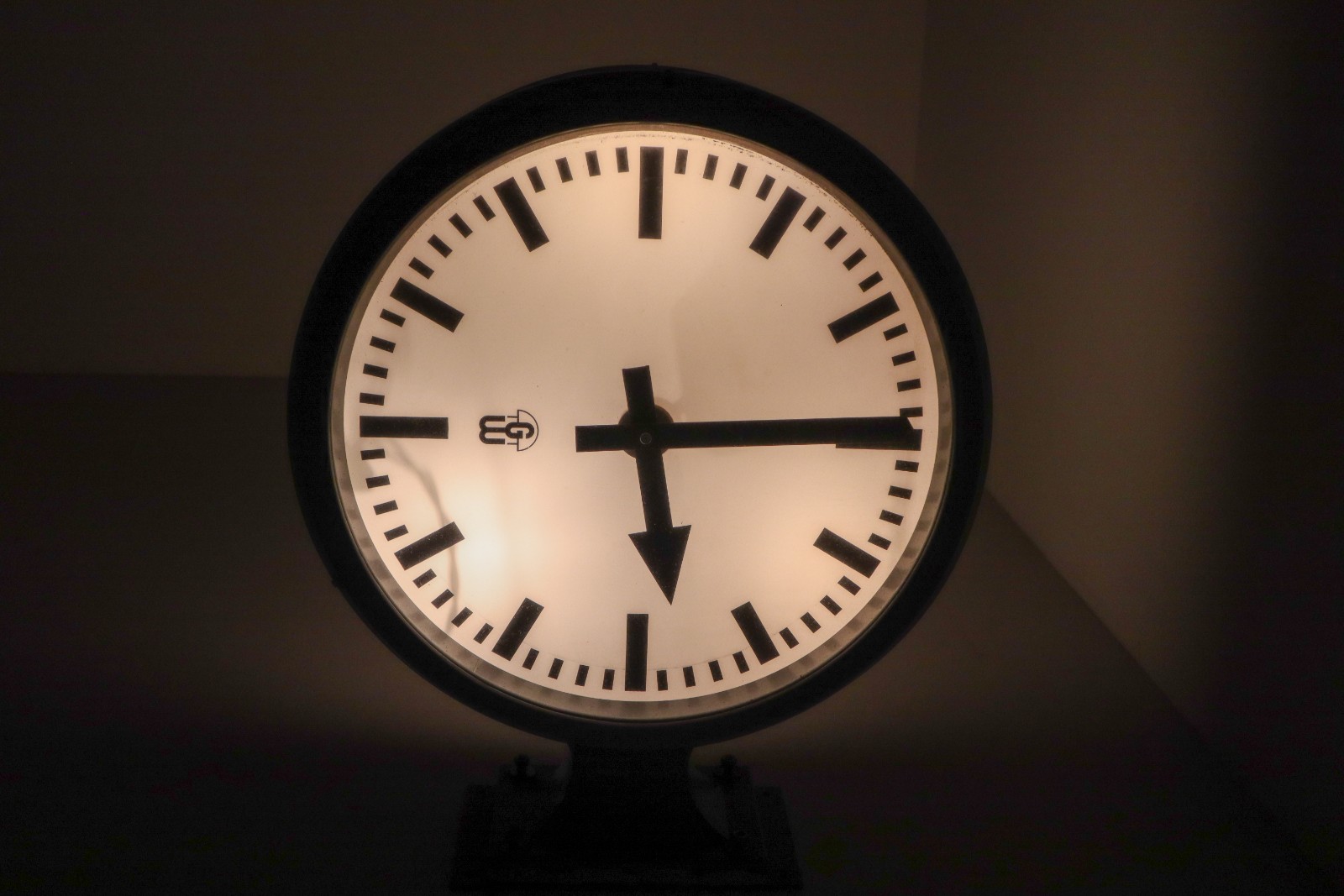 Large German Double Face Factory Clock 1930 Mid-20th century