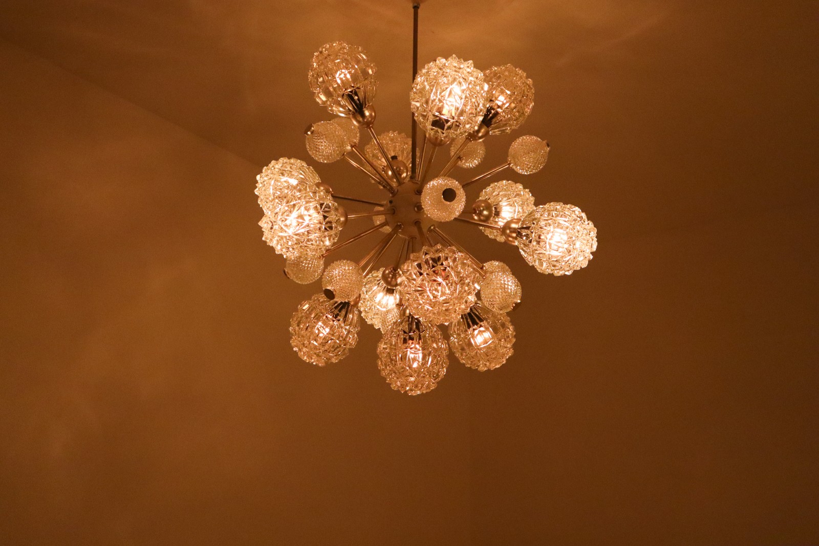 Large German Floral Starbust Sputnik Chandelier with Illuminating Crystal Globes Mid-20th century