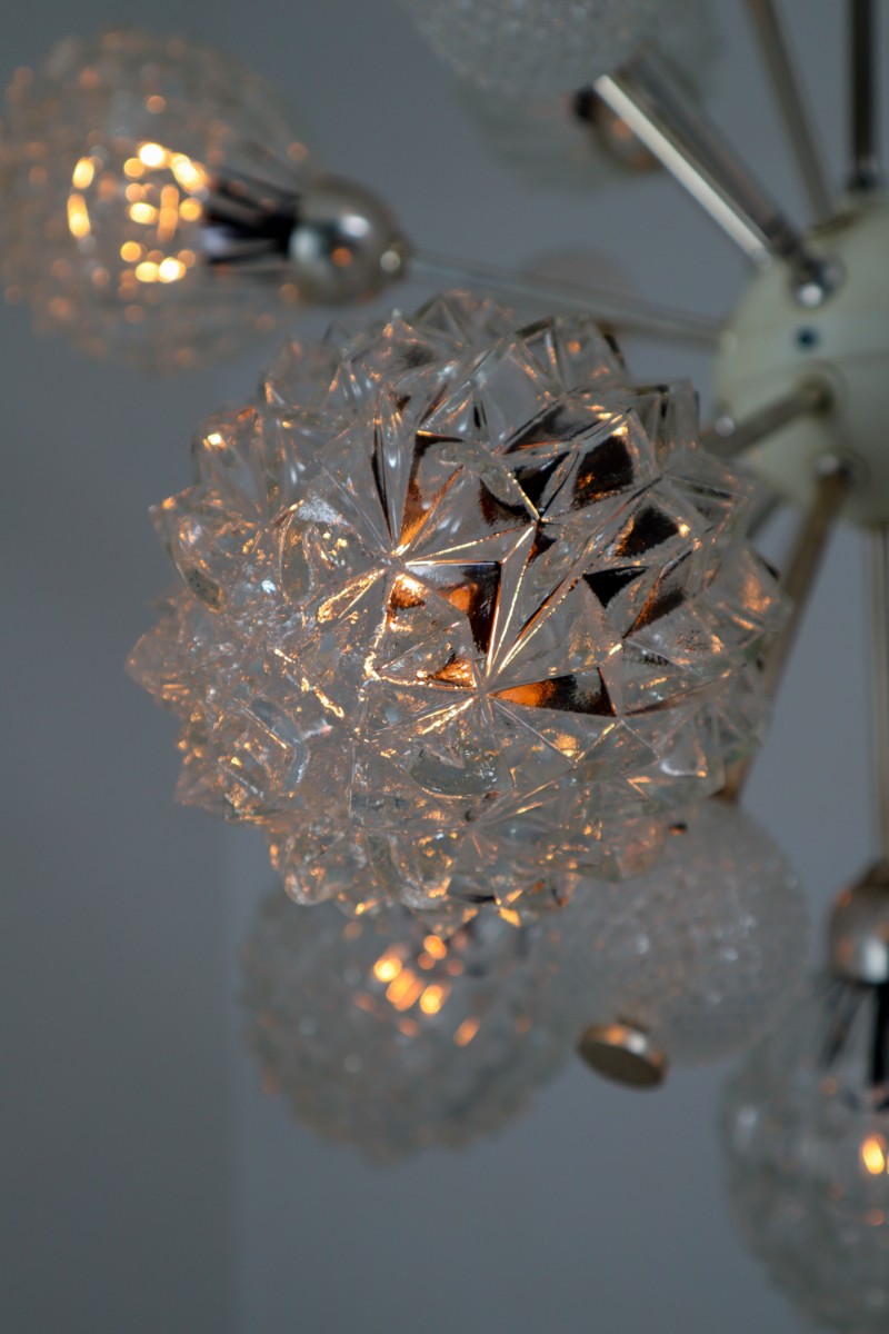 Large German Floral Starbust Sputnik Chandelier with Illuminating Crystal Globes Mid-20th century