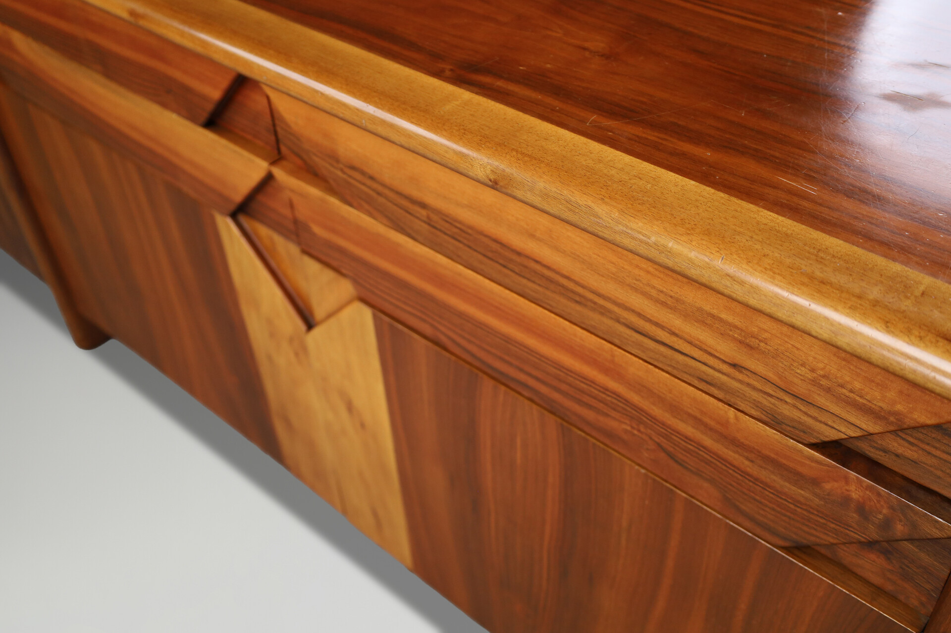Large Italian Walnut Sideboard by Ammannati & Vitelli for Catalano, 1970s Late-20th century