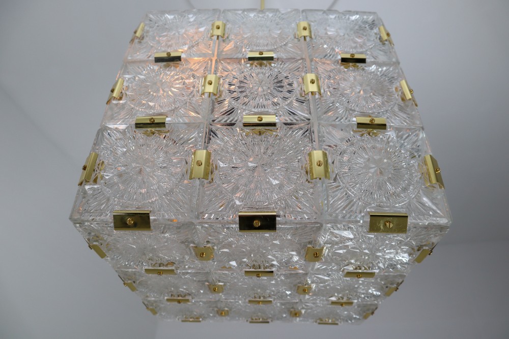 Large Midcentury Brass Chandelier with 36 Geometric Cut Crystal Glass, 1960