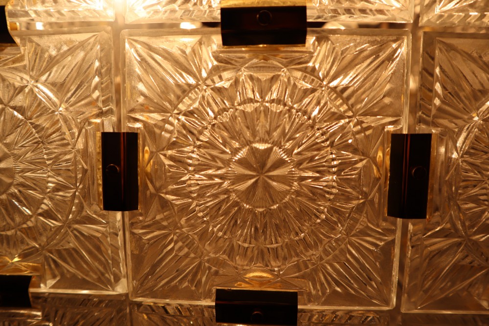 Large Midcentury Brass Chandelier with 36 Geometric Cut Crystal Glass, 1960