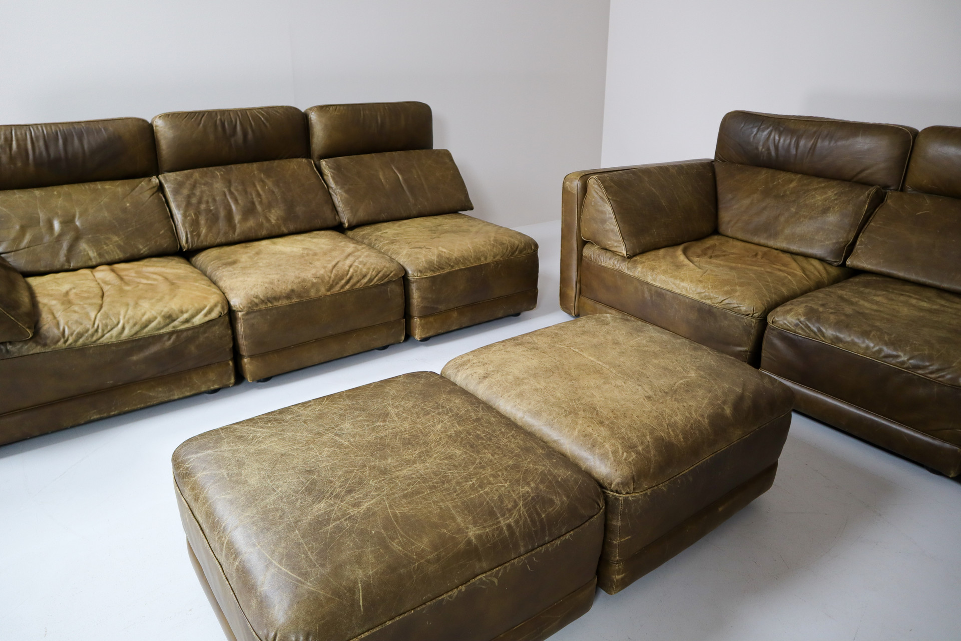 Large Modular Sectional Sofa in patinated green Leather by Walter Knoll, 1970s Mid-20th century