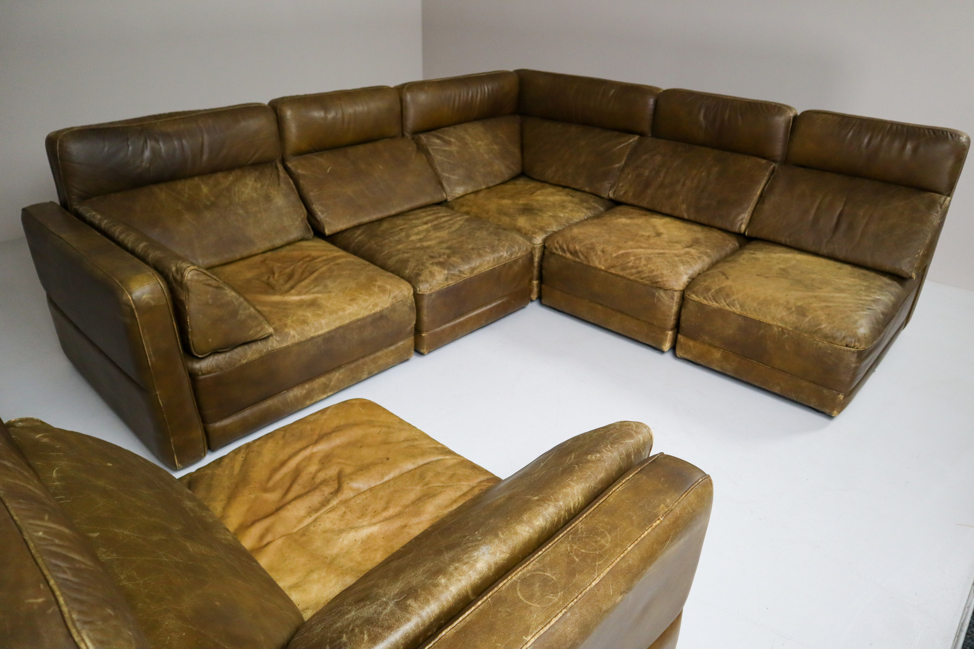 Large Modular Sectional Sofa in patinated green Leather by Walter Knoll, 1970s Mid-20th century