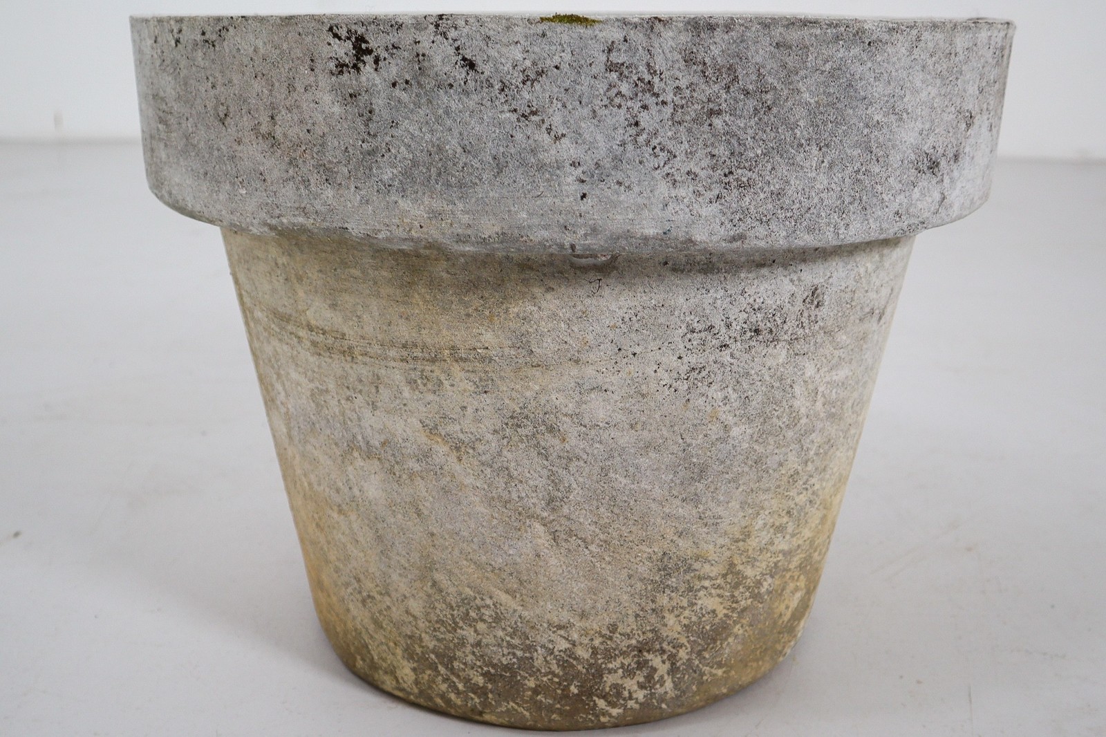 Large Planter in the Shape of Flower Pot by Willy Guhl for Eternit