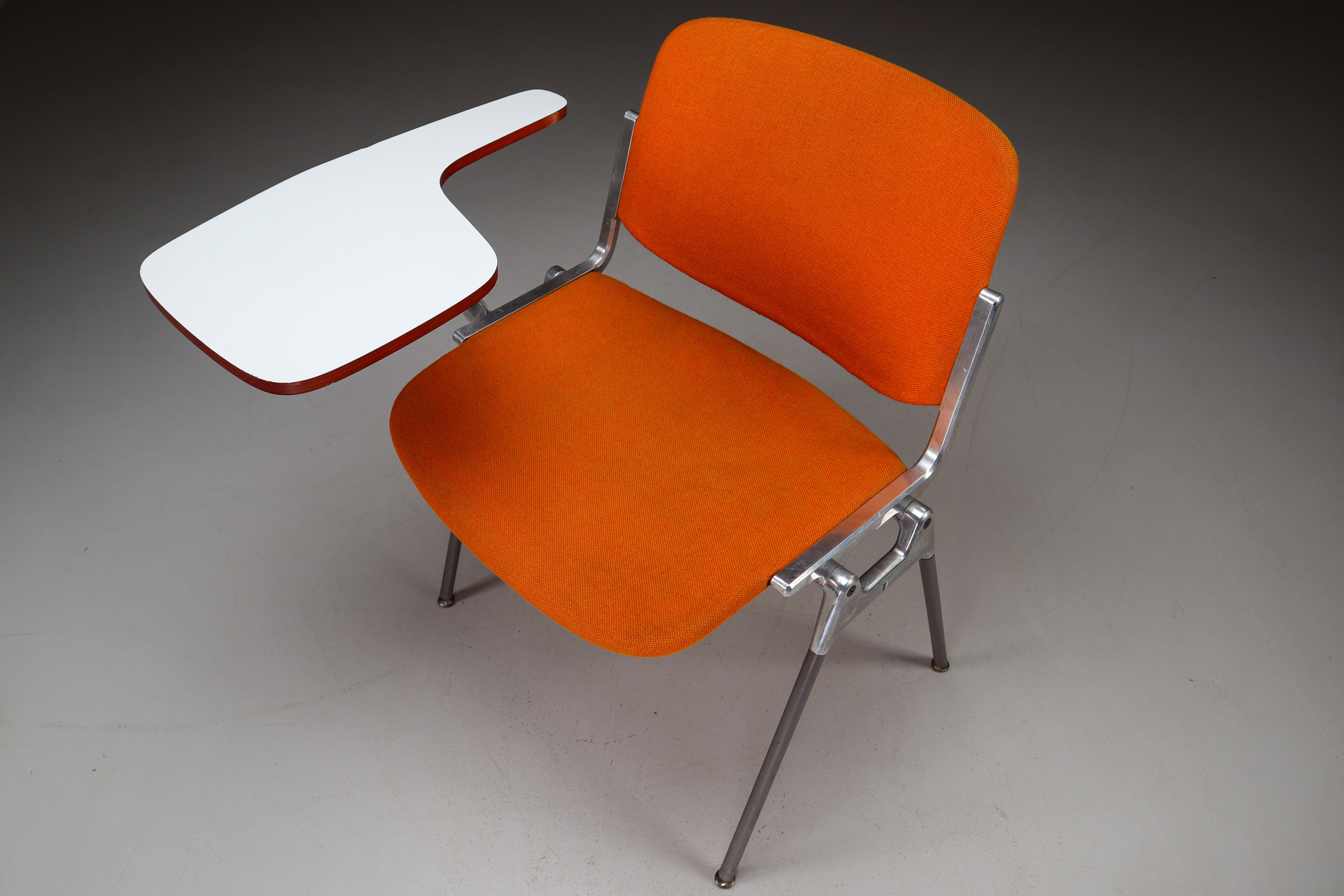 Large set Italian Mid-Century Modern university Chairs, Giancarlo Piretti, Castelli Early-20th century