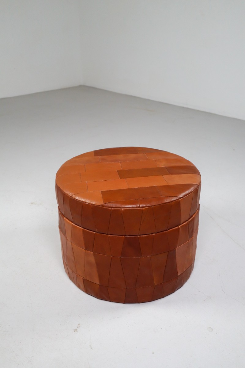Leather De Sede pouf 1970 Mid-19th century