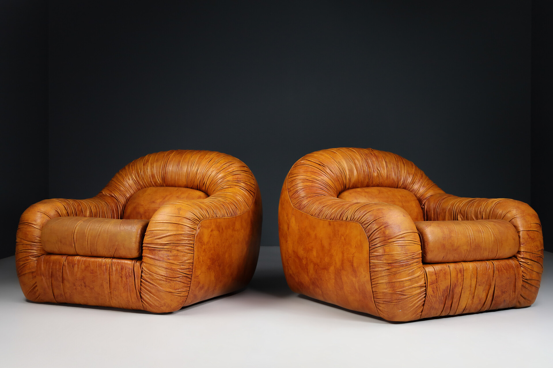 Leather Lounge Chairs, Italy 1970s Mid-20th century