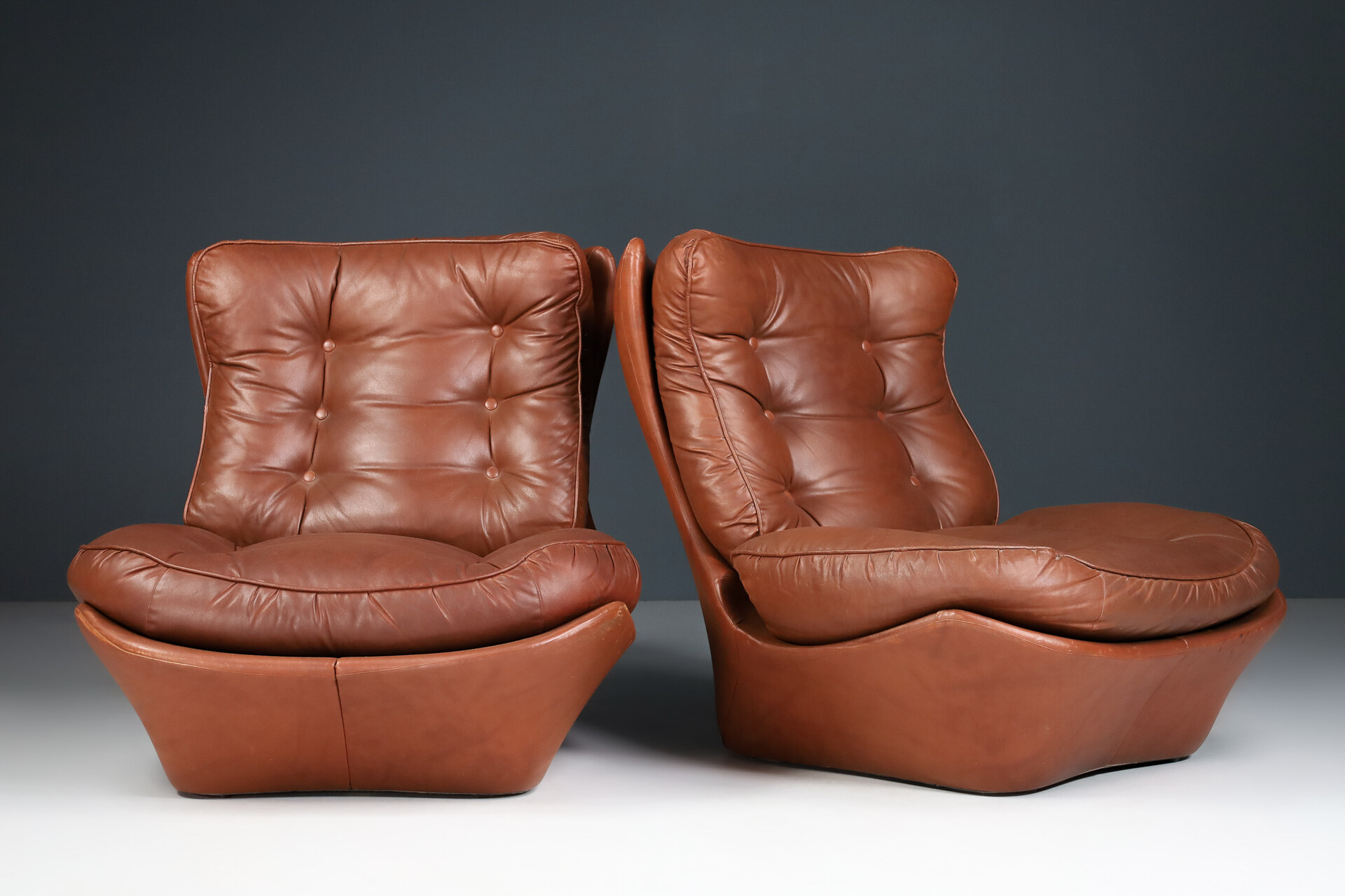 Leather Lounge Chairs, Italy 1970s Mid-20th century
