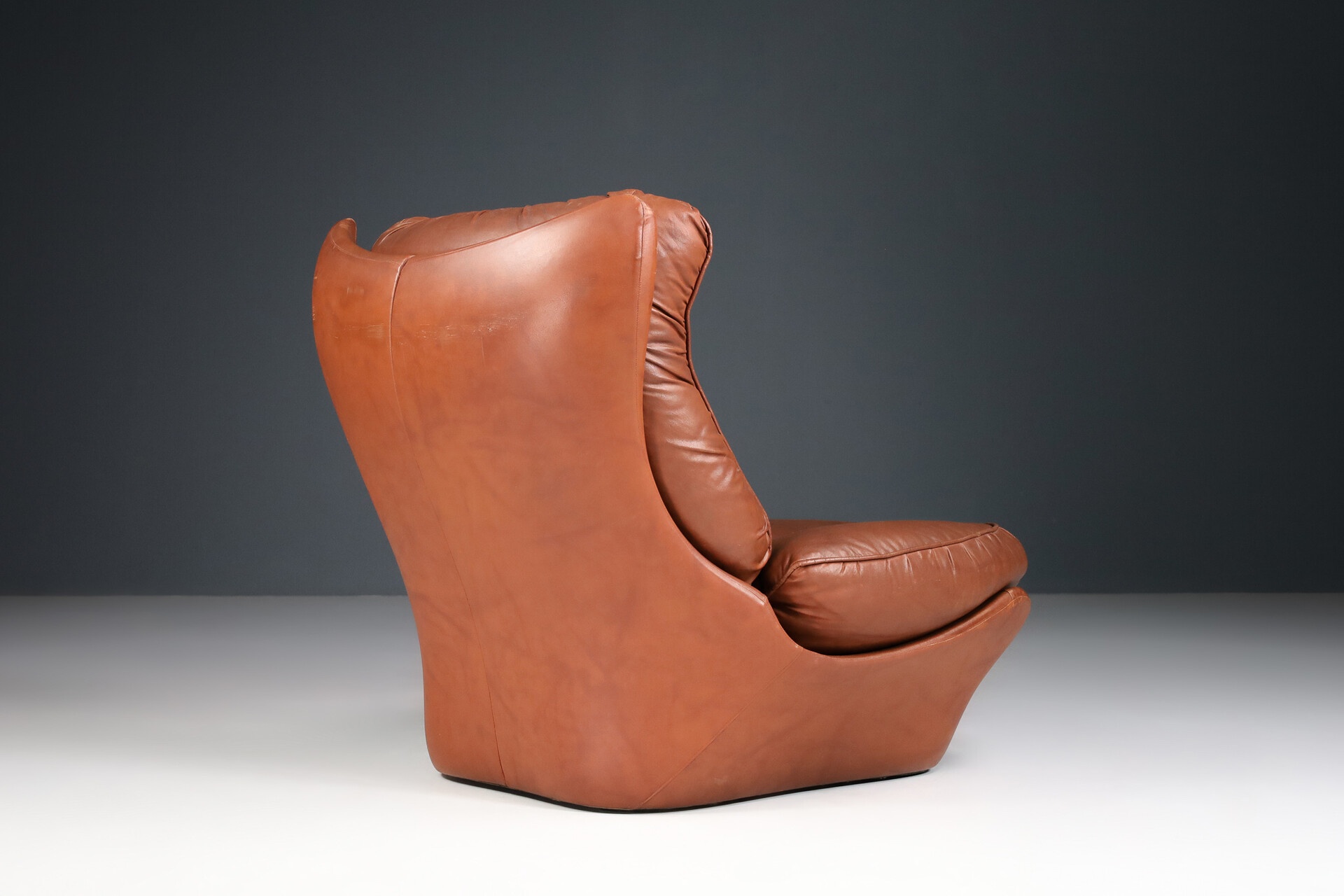 Leather Lounge Chairs, Italy 1970s Mid-20th century