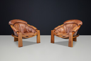 Luciano Frigerio Lounge Chairs in Cognac Leather and Stained Walnut 1970 Late-20th century