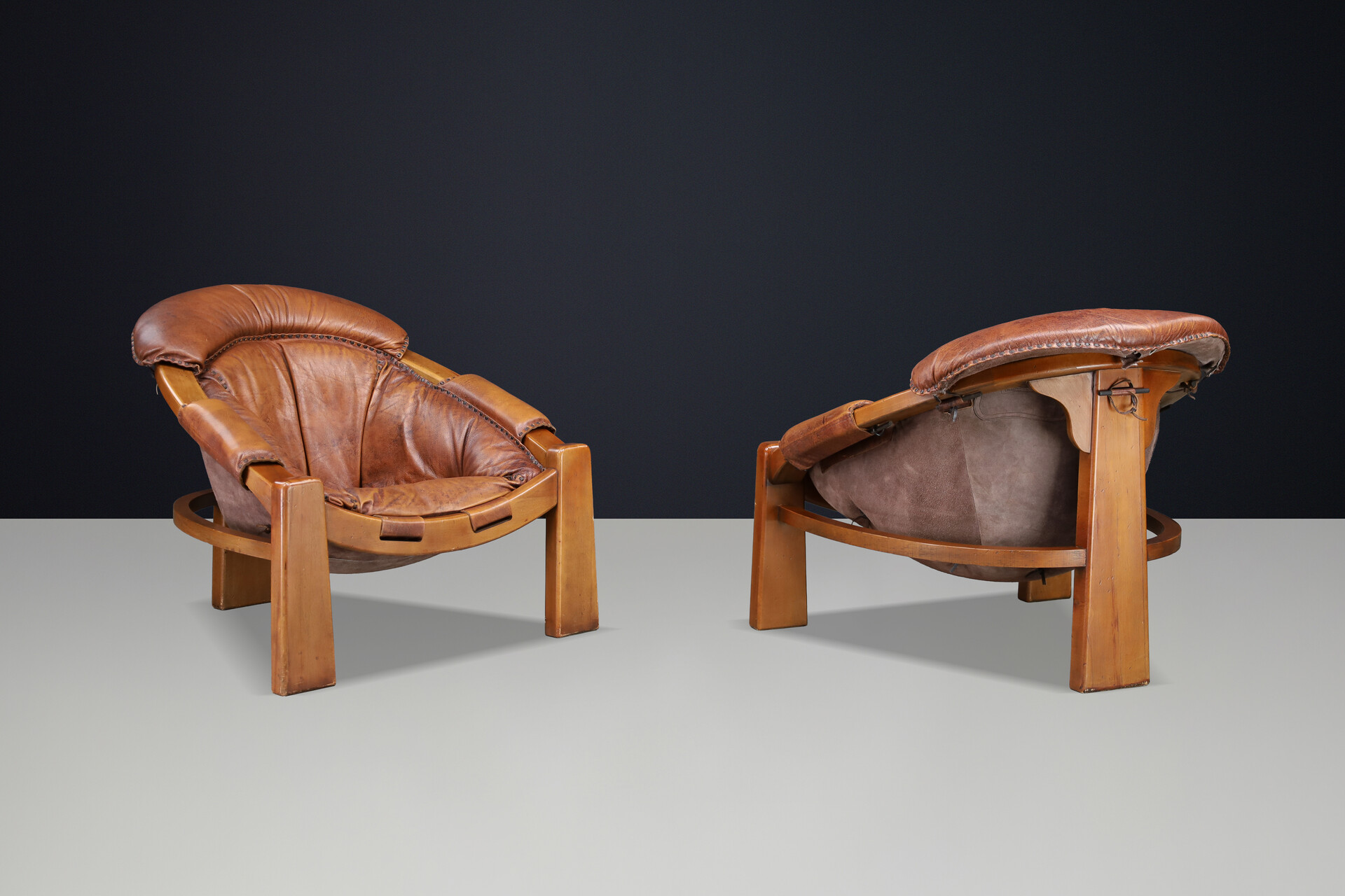 Luciano Frigerio Lounge Chairs in Cognac Leather and Stained Walnut 1970 Late-20th century