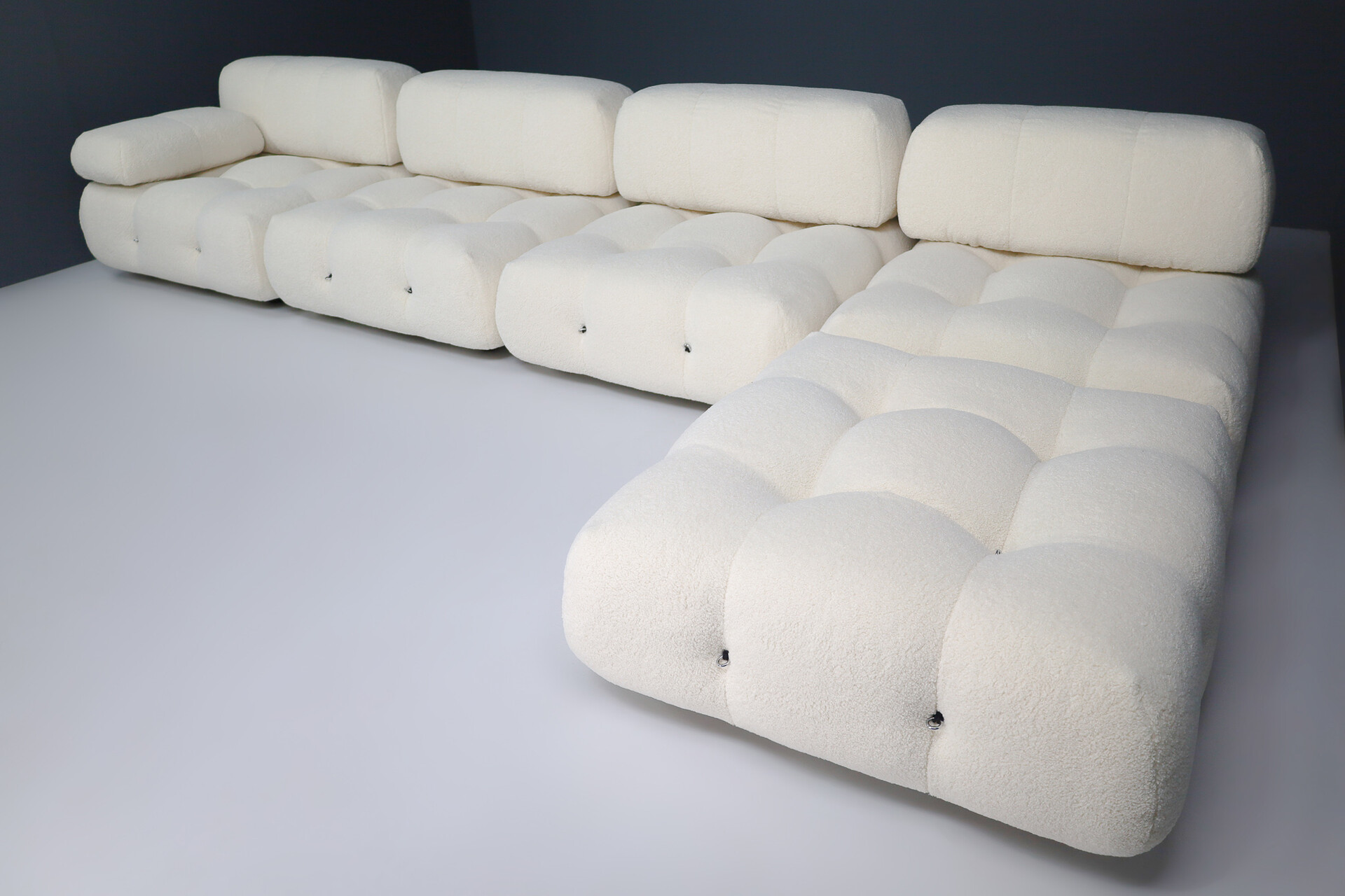 Mario Bellini for B&B Italia 1970 Camaleonda Re-Upholstered in Teddy Fabric Mid-20th century