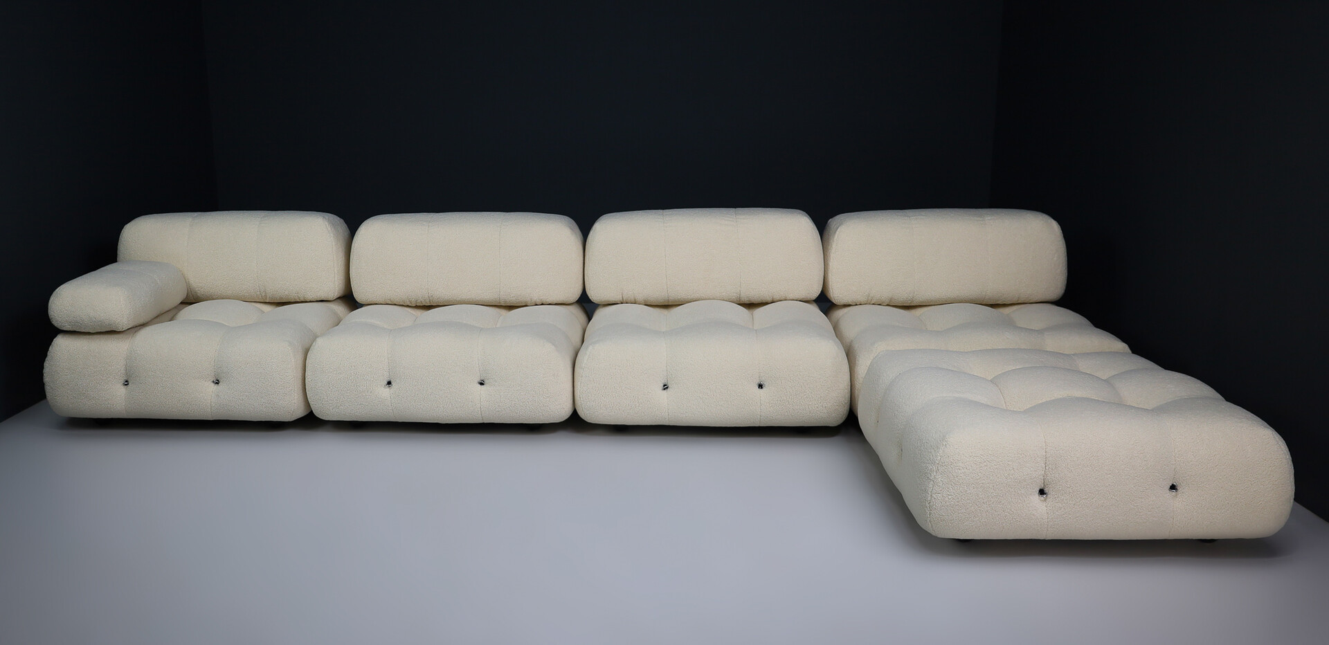Mario Bellini for B&B Italia 1970 Camaleonda Re-Upholstered in Teddy Fabric Mid-20th century