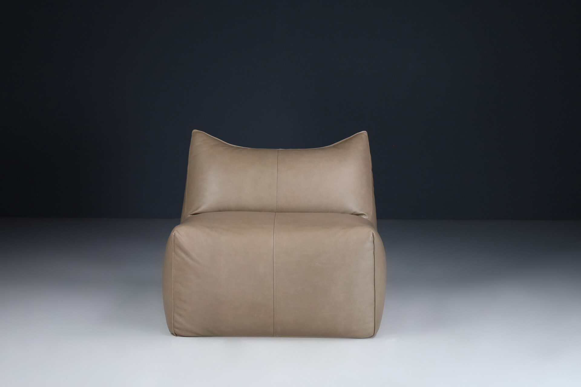 Mario Bellini 'Le Bambole' Lounge Chair, Italy 1990 Late-20th century