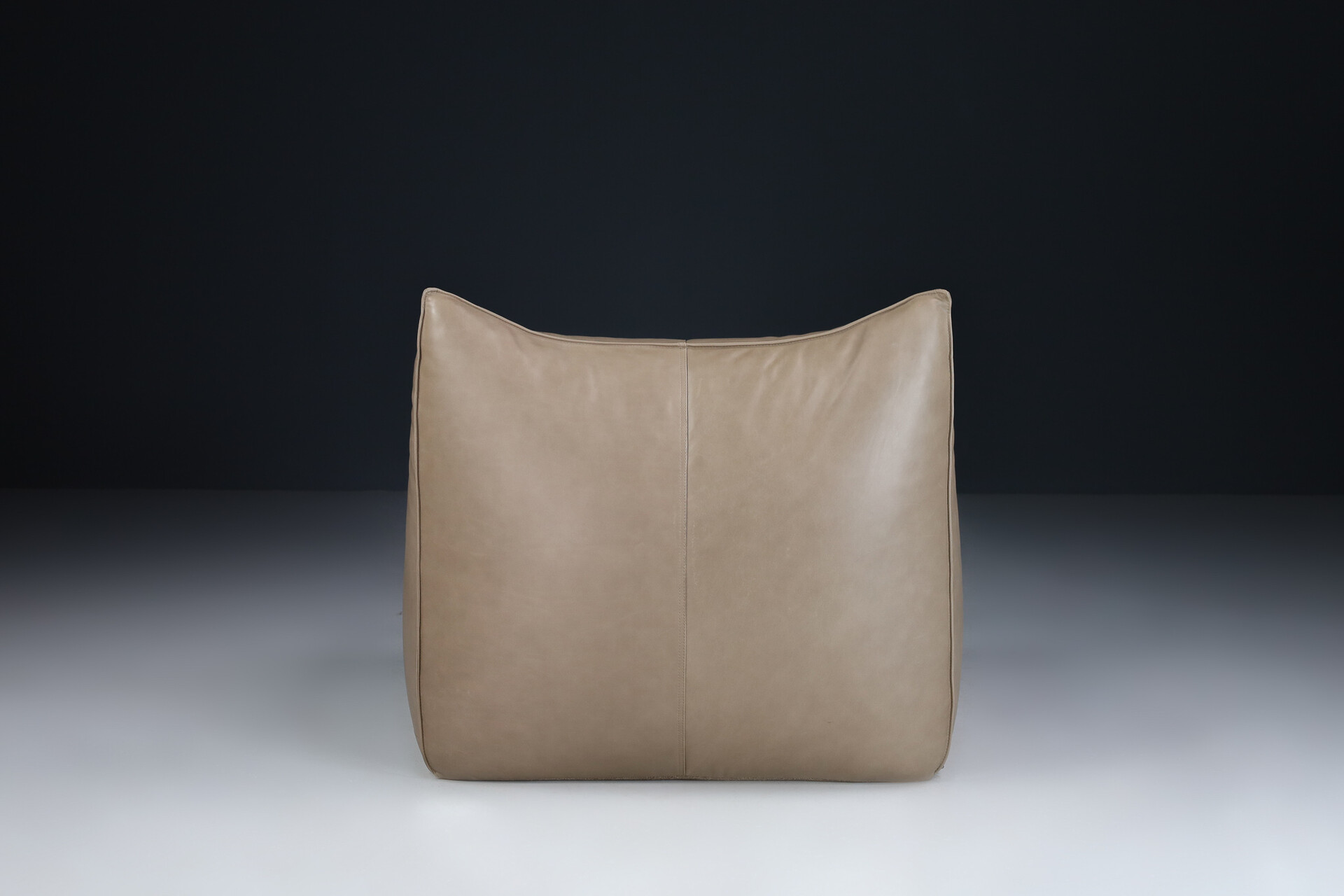 Mario Bellini 'Le Bambole' Lounge Chair, Italy 1990 Late-20th century