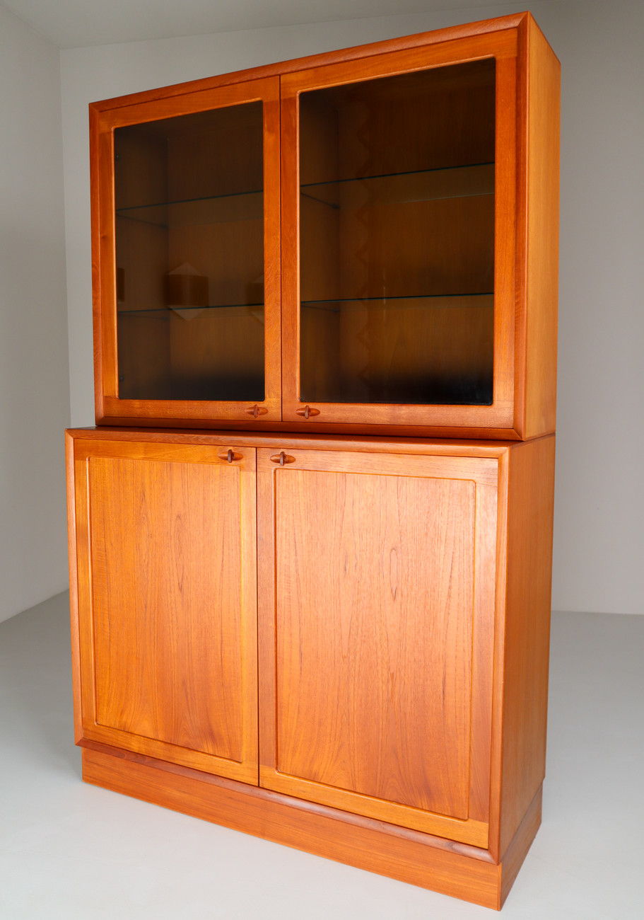 Mid century cabinet in teak by Bramin Denmark 1960s Mid-20th century
