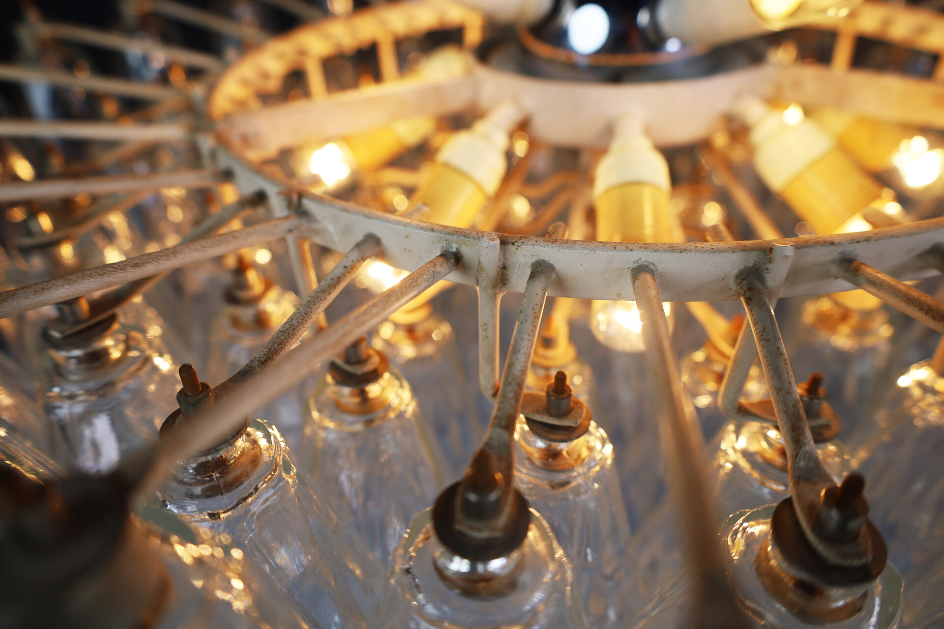 Mid-Century Carlo Scarpa Poliedri Chandeliers for Venini, Murano, Italy 1960s Mid-20th century