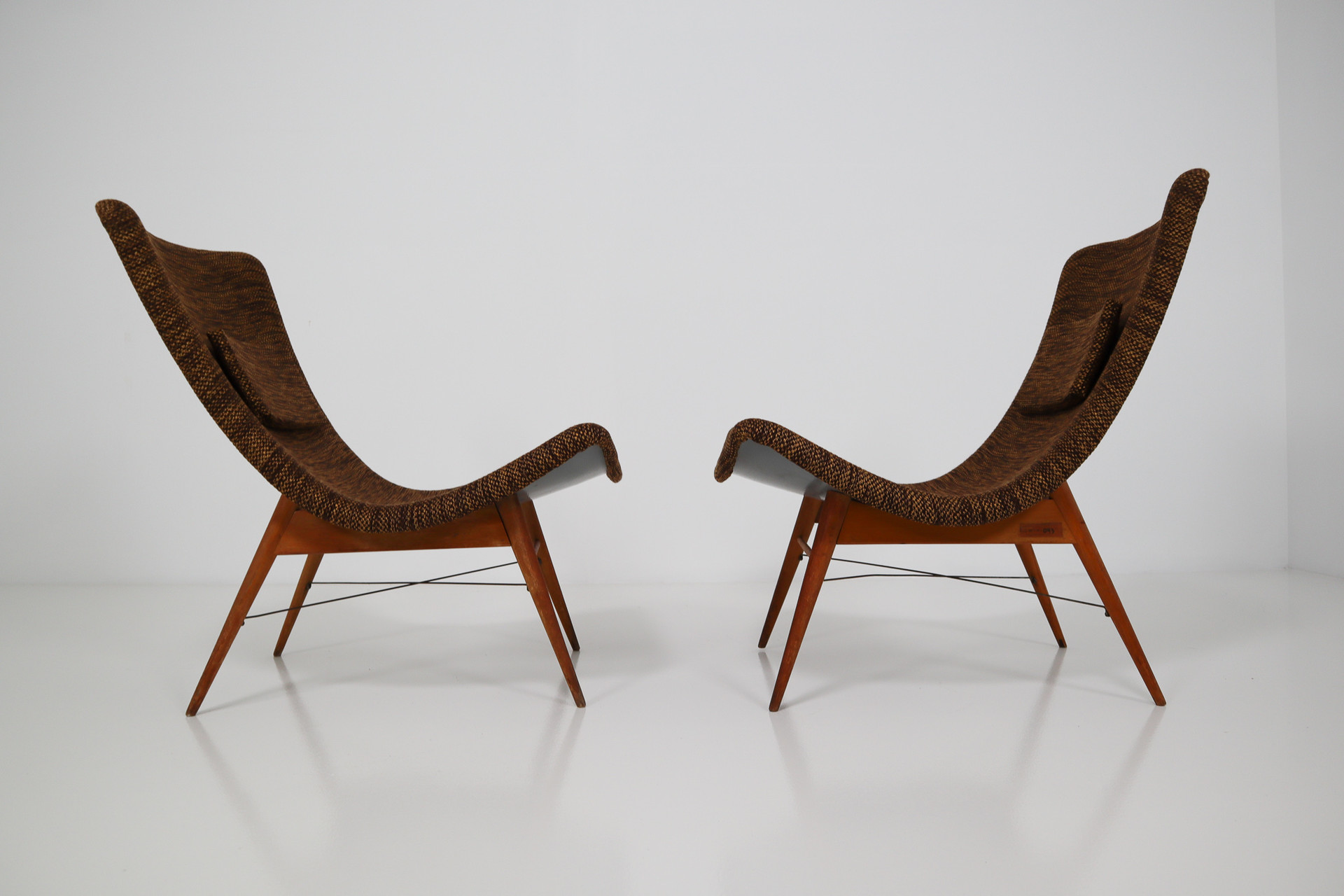 Mid-Century Fiberglass Lounge Chairs by Miroslav Navratil for Cesky Nabytek Mid-20th century
