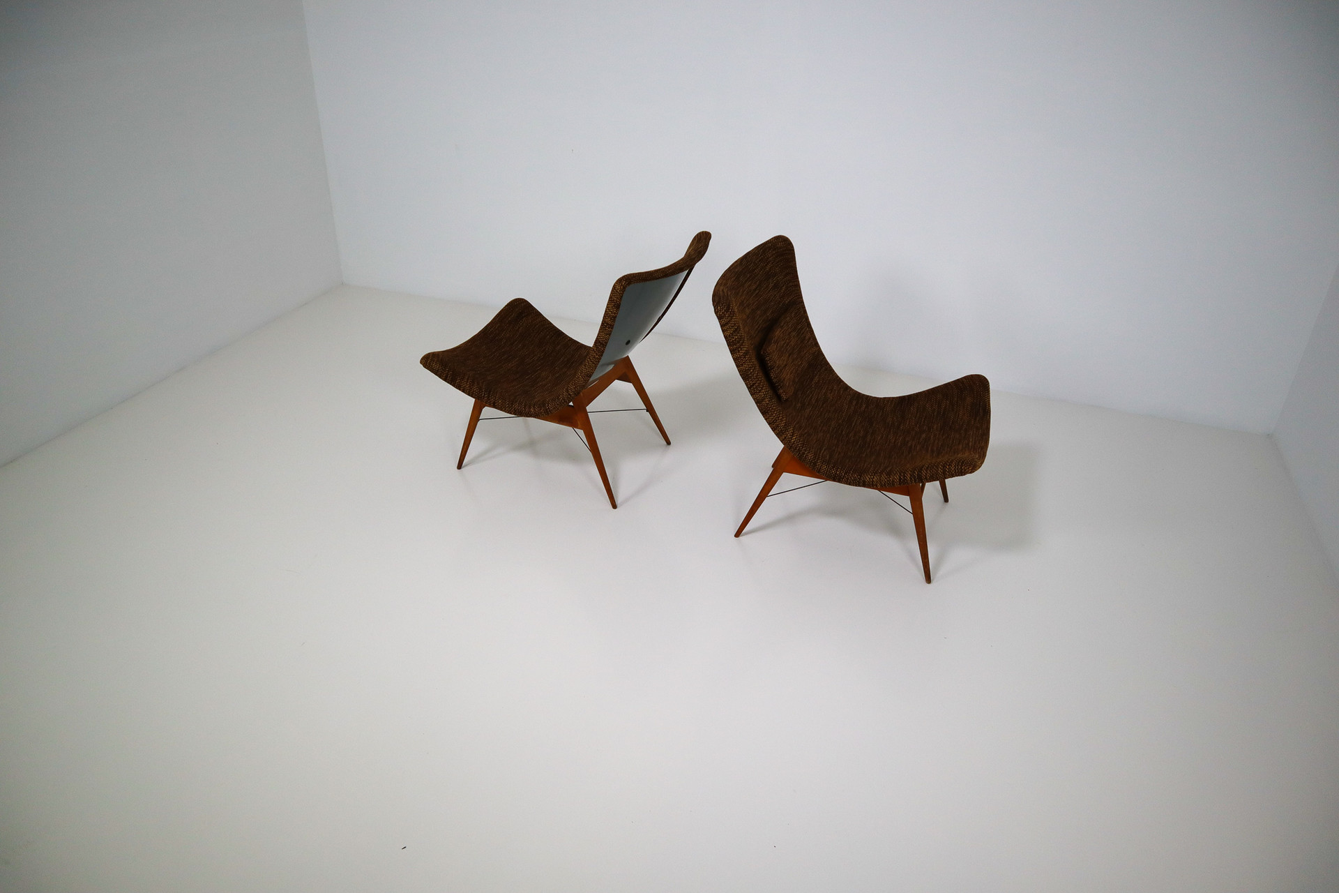 Mid-Century Fiberglass Lounge Chairs by Miroslav Navratil for Cesky Nabytek Mid-20th century