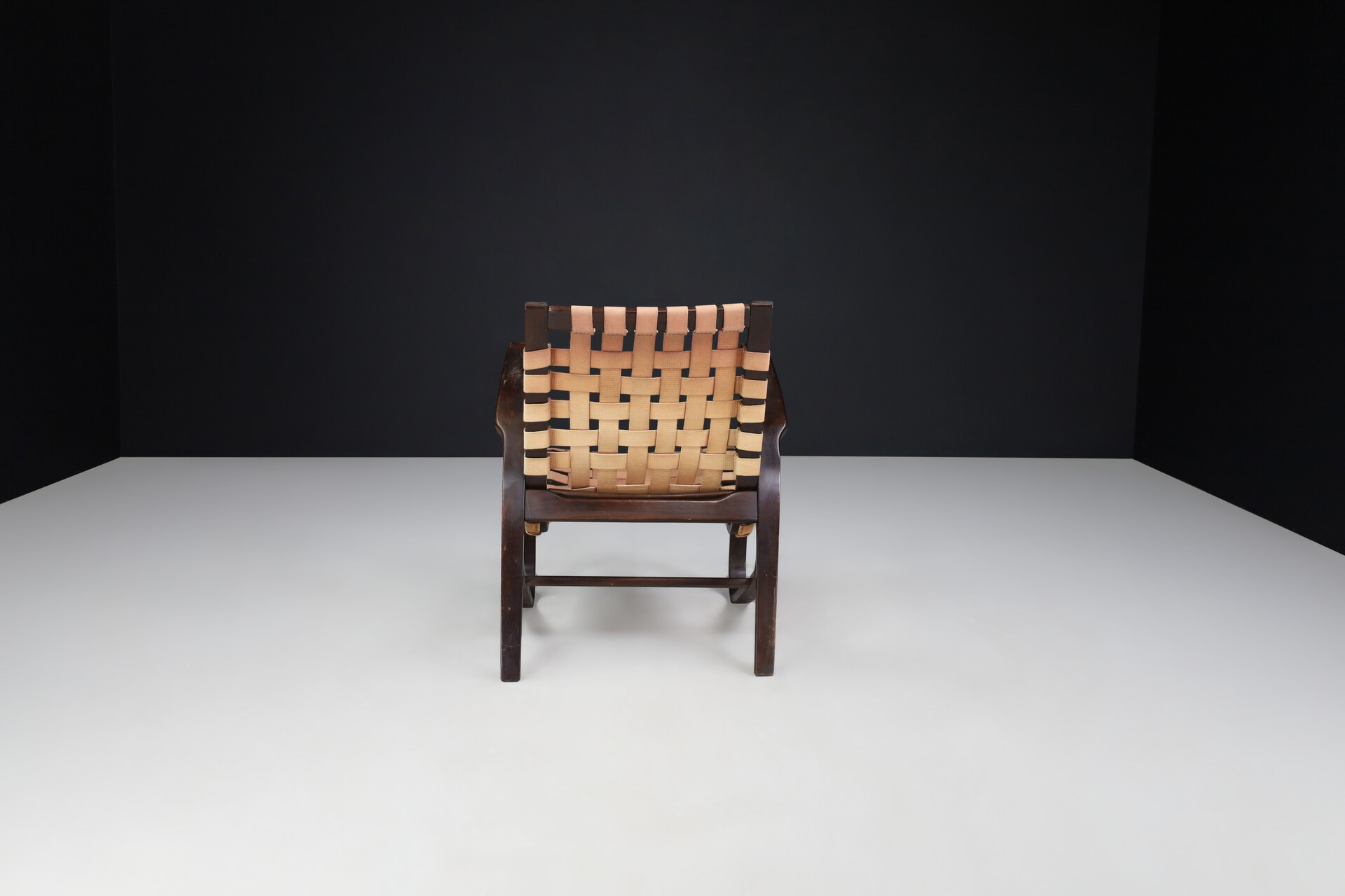 Mid-Century Jan Vaněk Lounge Chair in Bentwood and Canvas, Praque, 1940s Mid-20th century