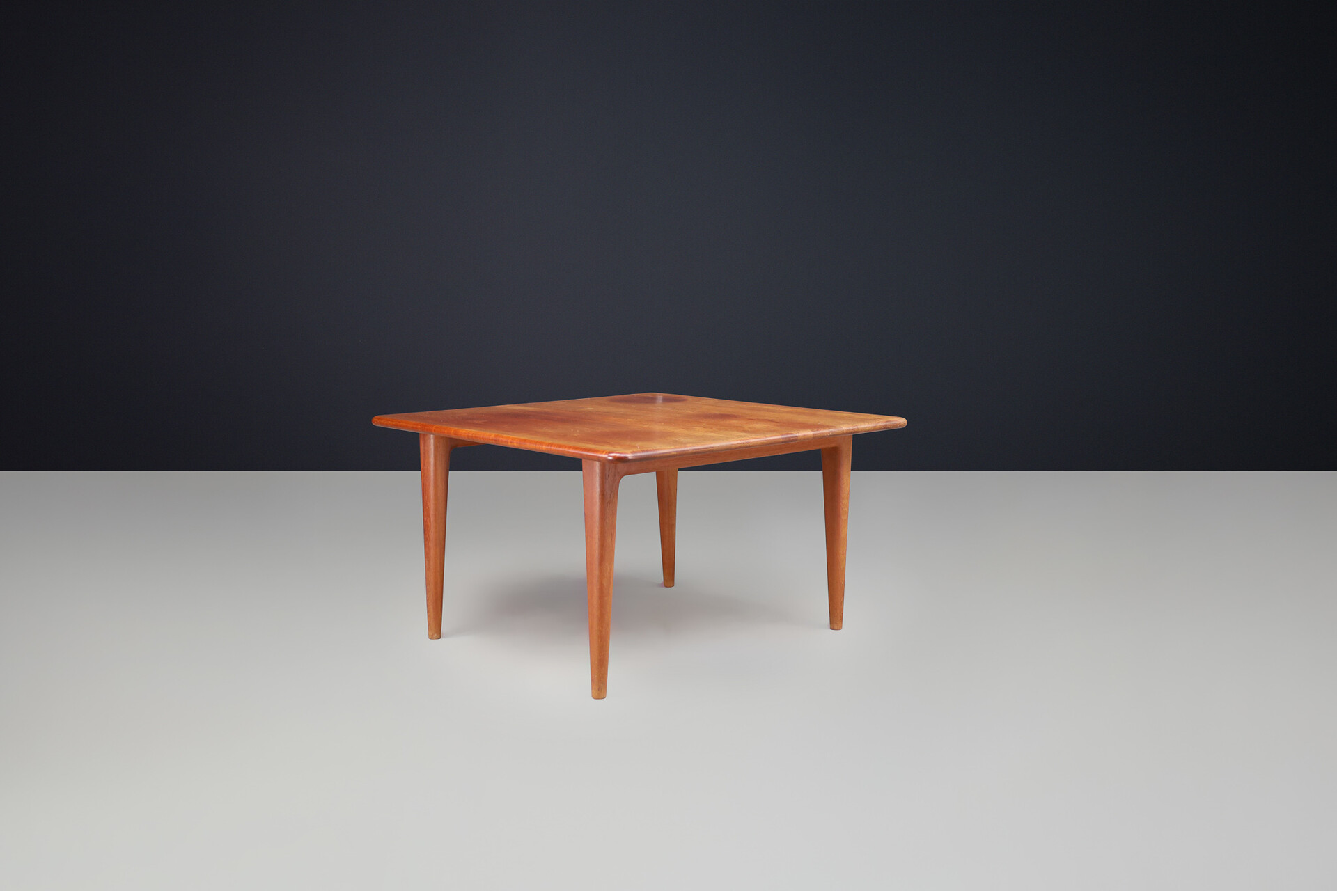 Mid century modern A. Mikael Laursen  Solid Teak Dining Table, Denmark 1960s Mid-20th century