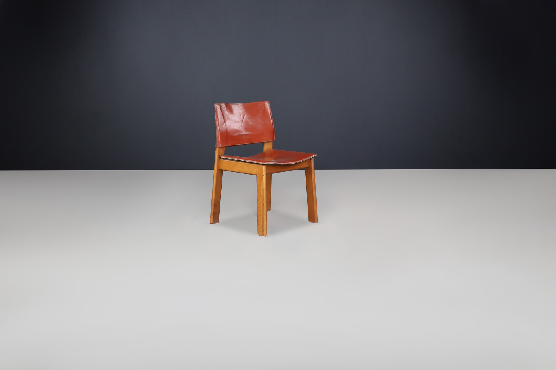 Mid century modern Afra and Tobia Scarpa dining room chairs for Molteni, Italy 1970s Late-20th century