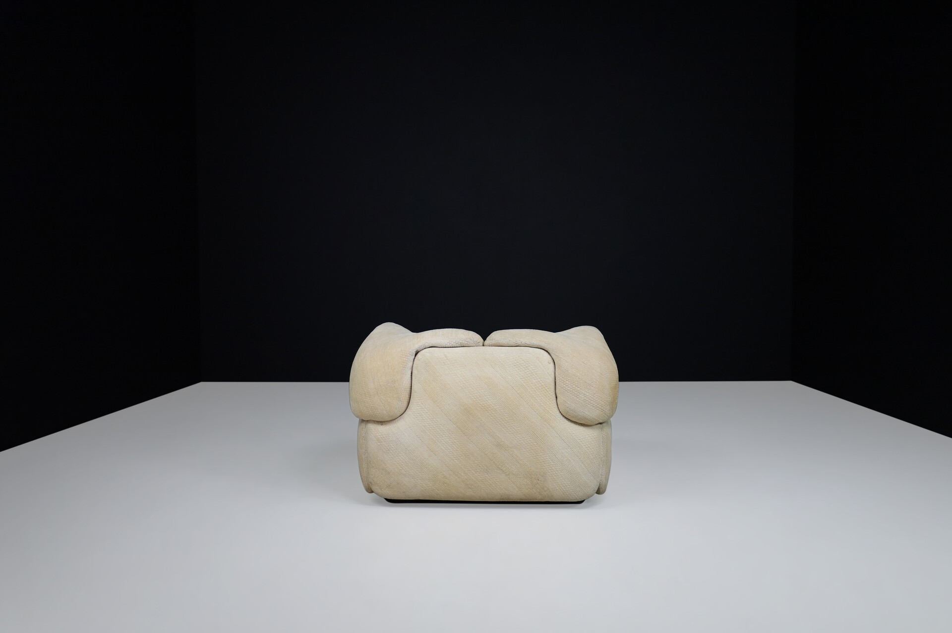 Mid century modern Alberto Rosselli lounge chair For Saporiti 'Confidential', Italy 1970 Late-20th century