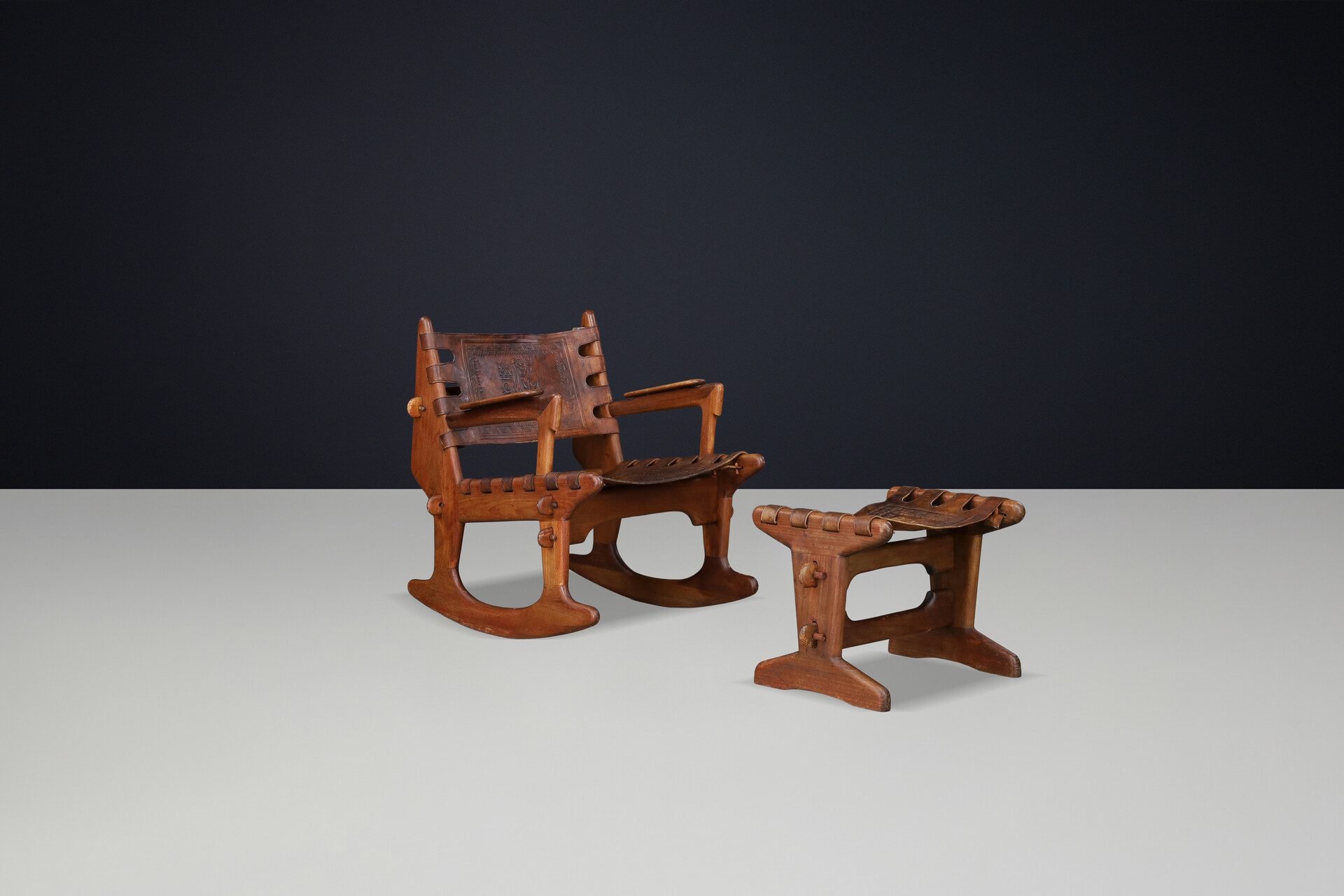 Mid century modern Angel Pazmino rocking chair and Ottomann Muebles de Estilo Ecuador 1960 Mid-20th century