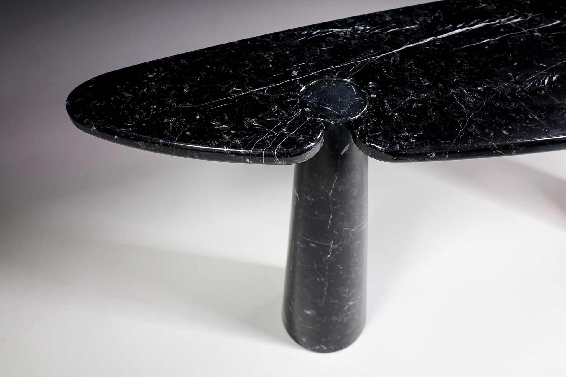 Mid century modern Angelo Mangiarotti for Skipper Black Marquina Marble 