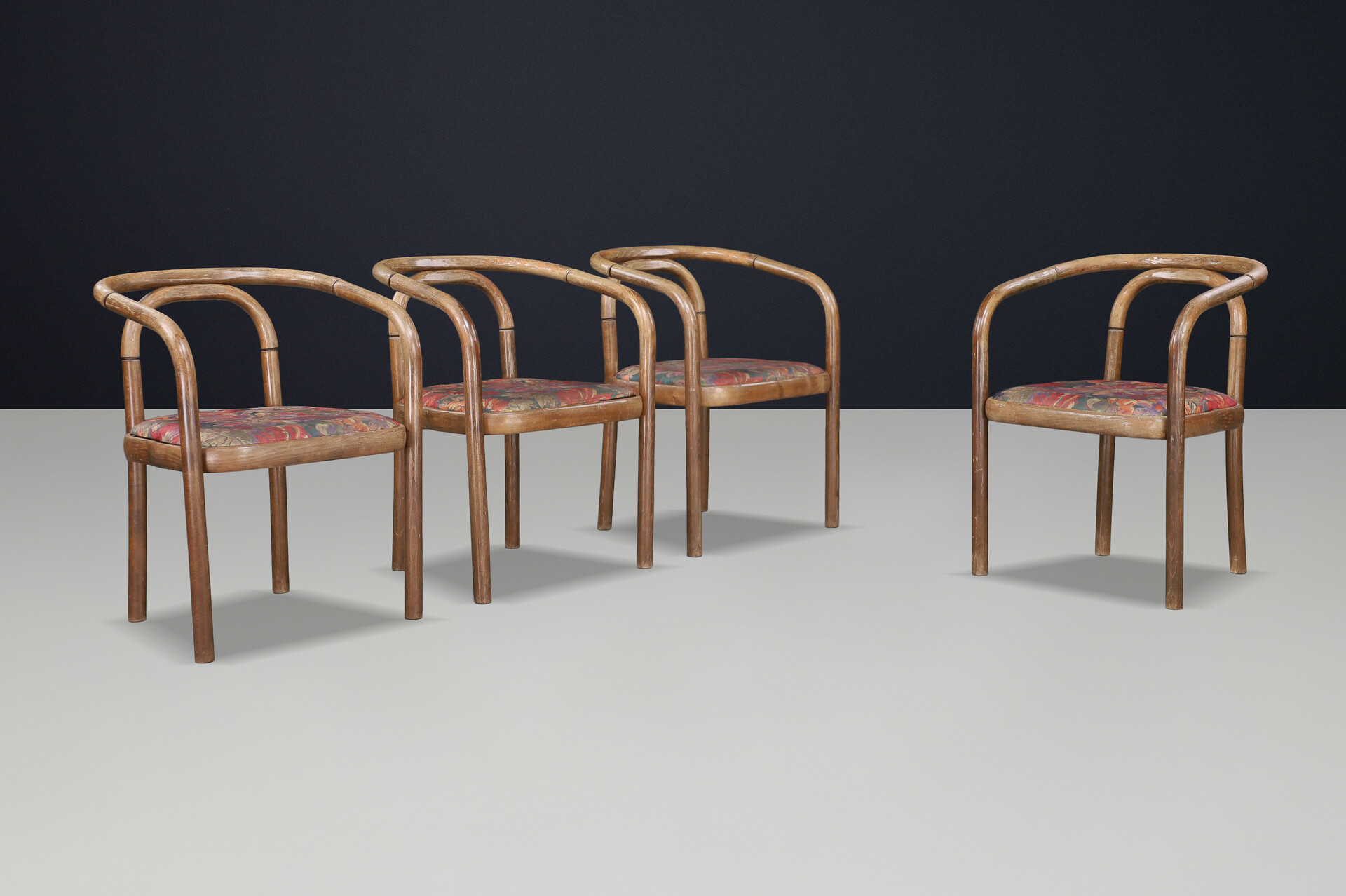 Mid century modern Antonin Suman for TON Dining Chair. CZ 1960s Mid-20th century