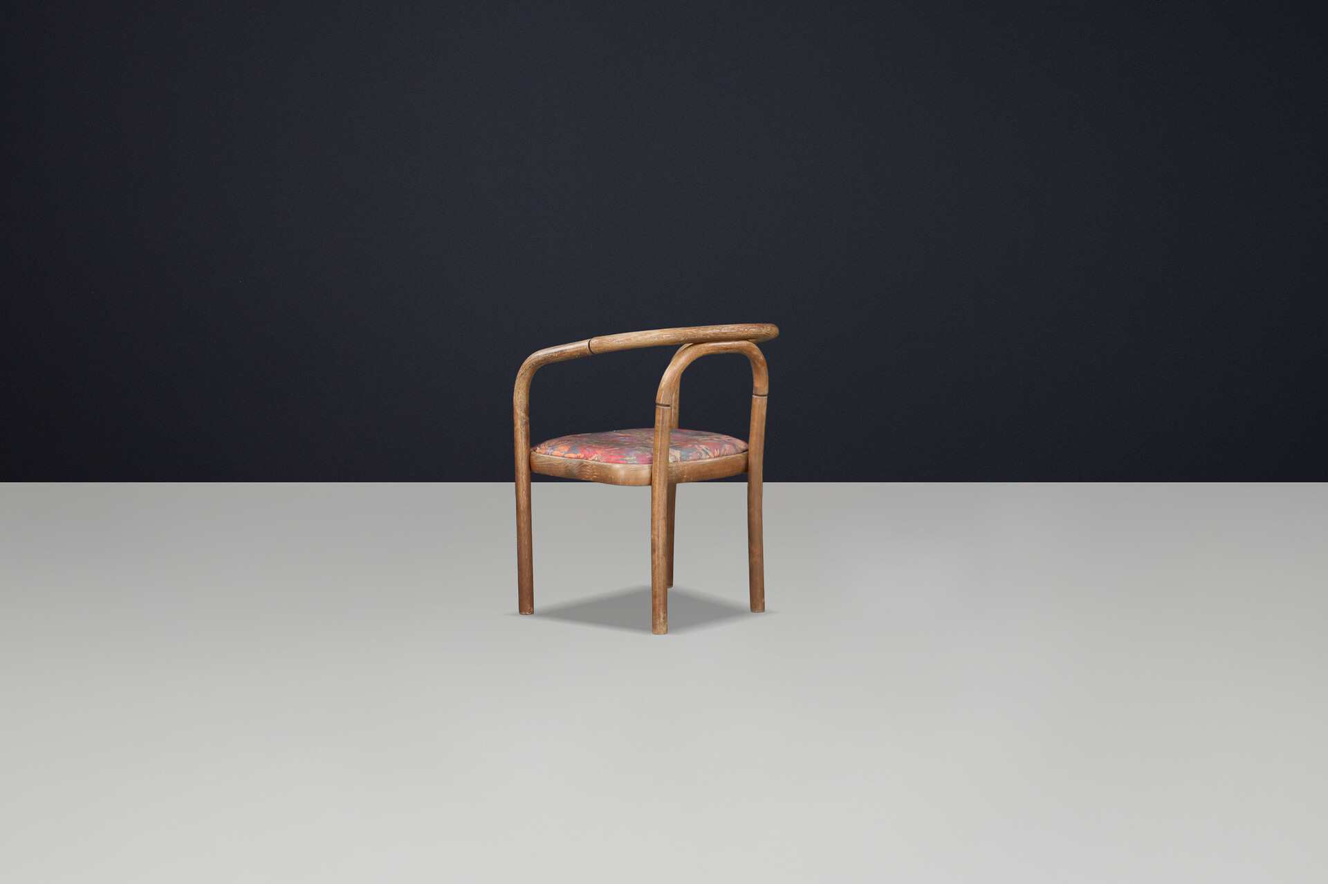 Mid century modern Antonin Suman for TON Dining Chair. CZ 1960s Mid-20th century