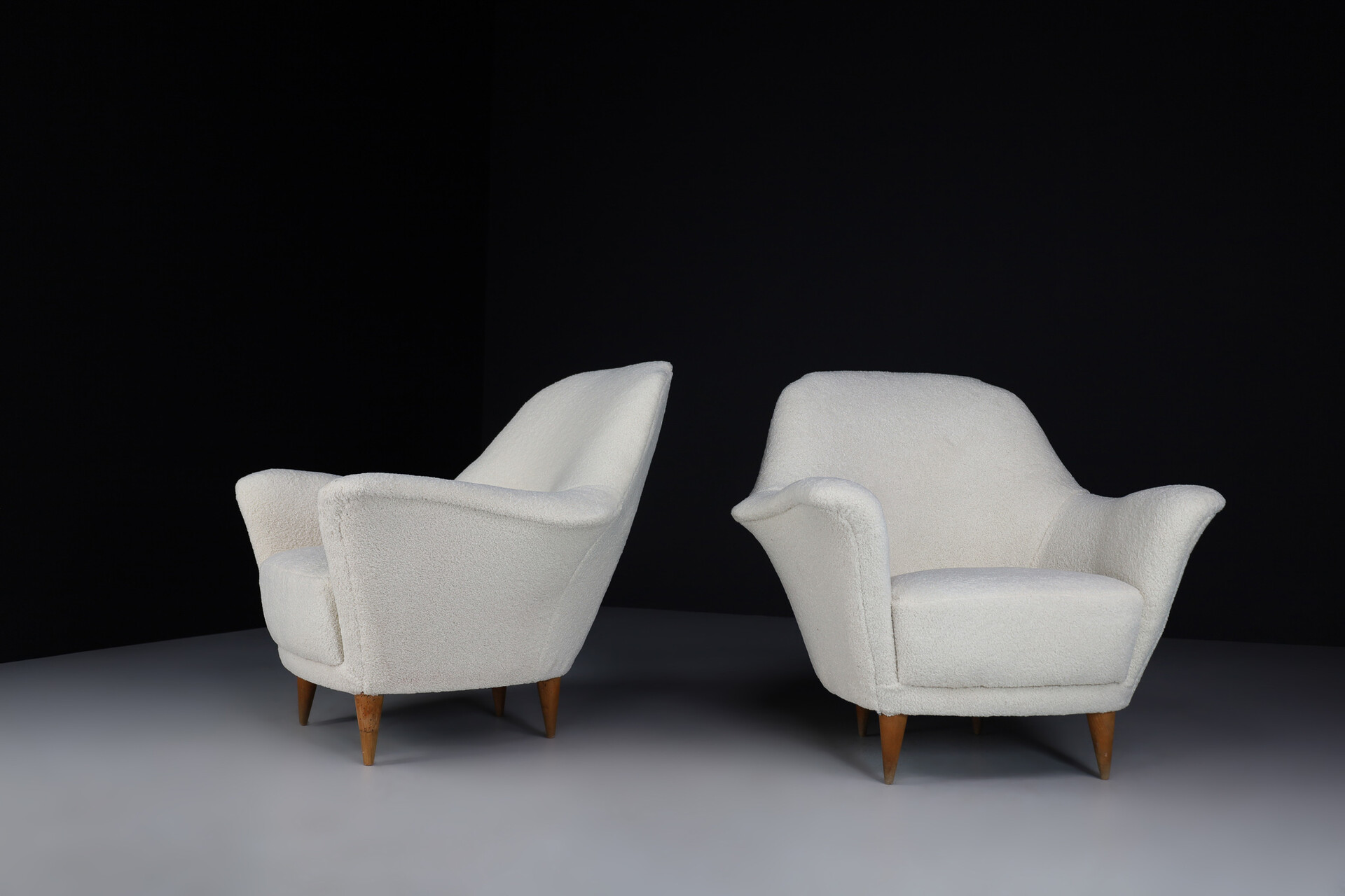 Mid century modern Armchairs by Ico Parisi in New Teddy Fabric , Italy 1950s Mid-20th century