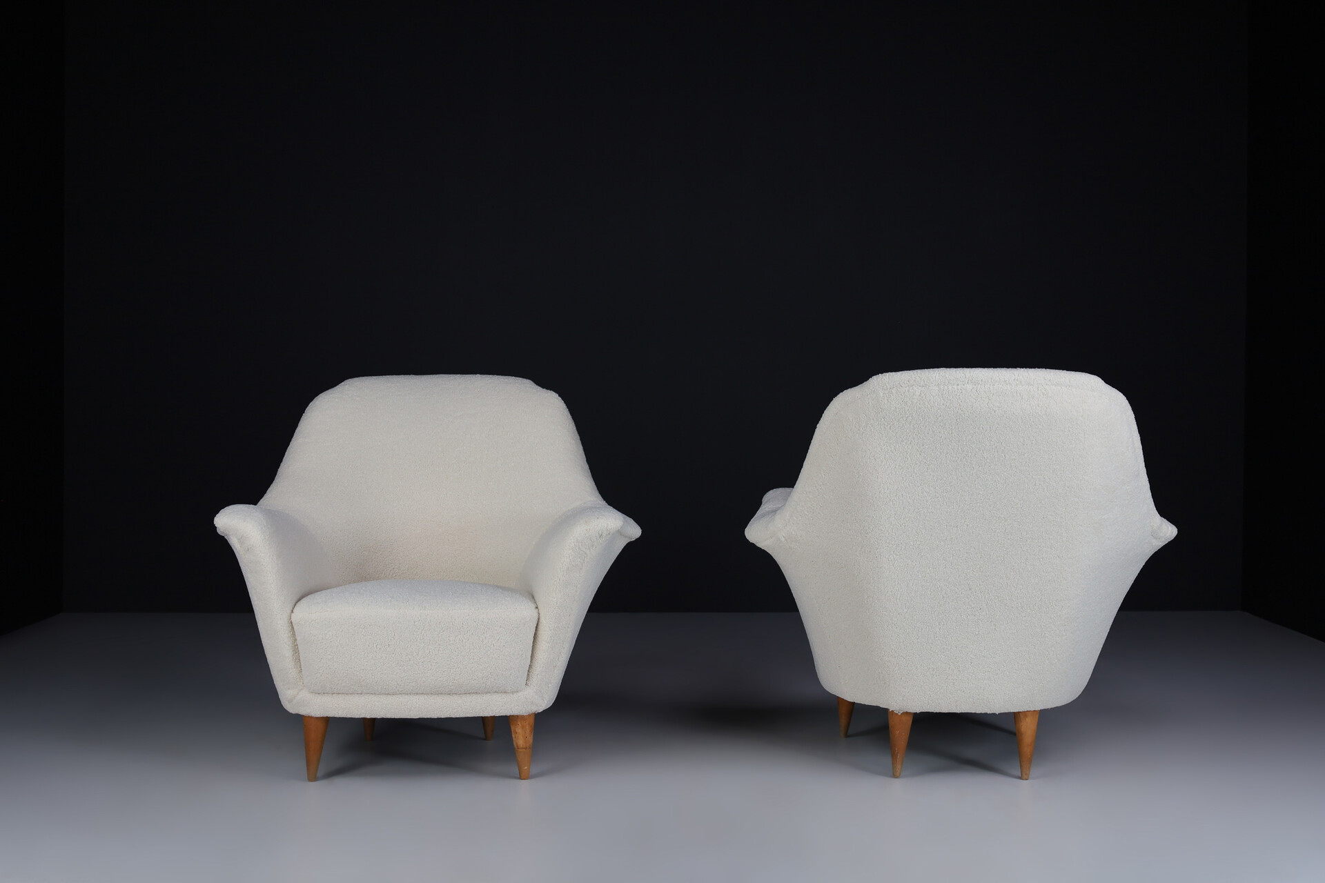 Mid century modern Armchairs by Ico Parisi in New Teddy Fabric , Italy 1950s Mid-20th century