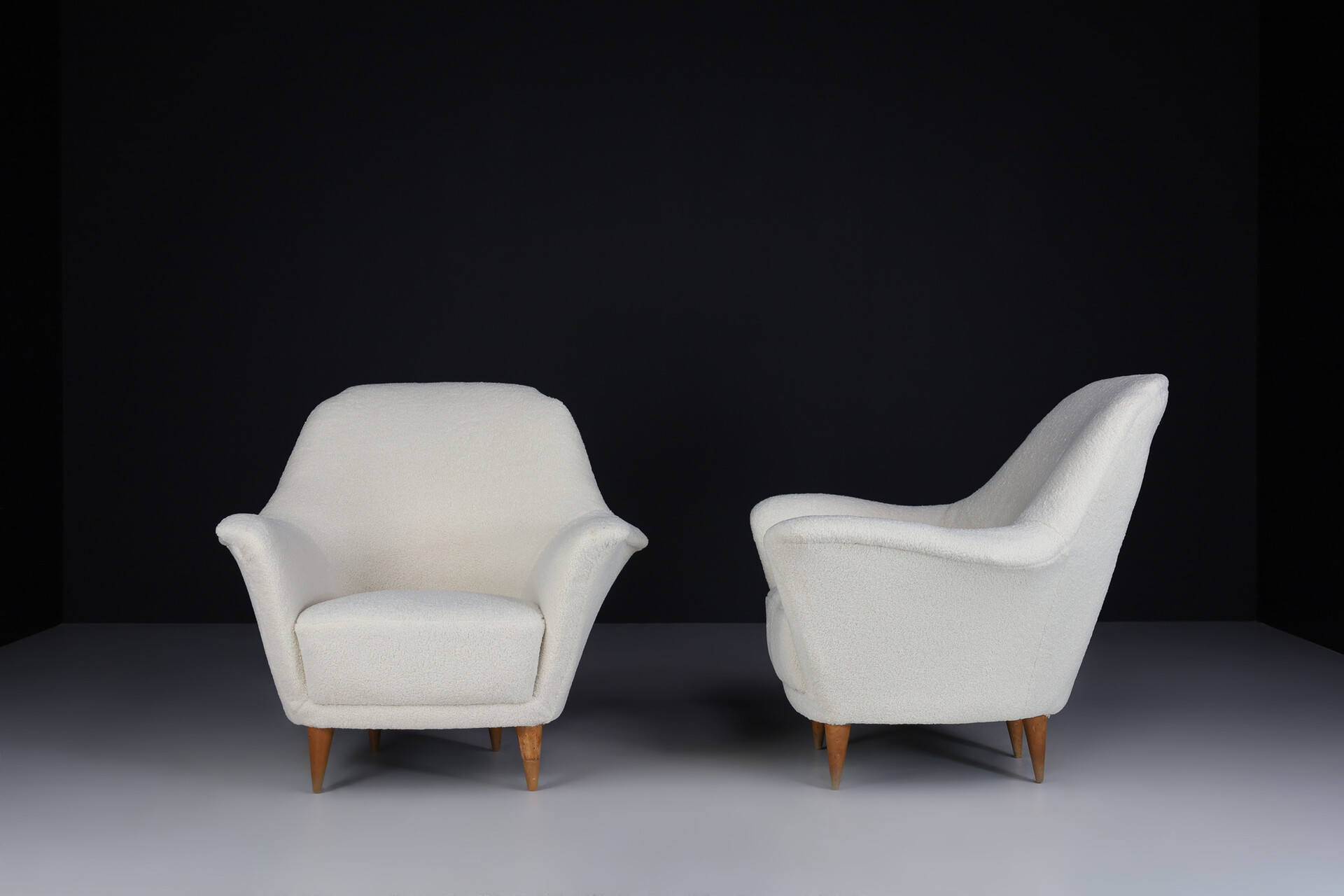Mid century modern Armchairs by Ico Parisi in New Teddy Fabric , Italy 1950s Mid-20th century
