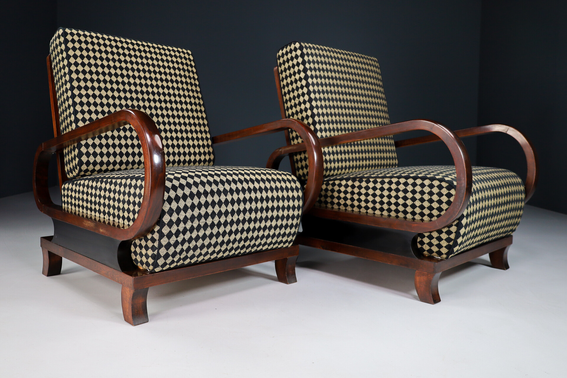 Mid century modern Art-Deco Arm Chairs / lounge chairs  With New Upholstered Fabric, Praque 1930s Early-20th century